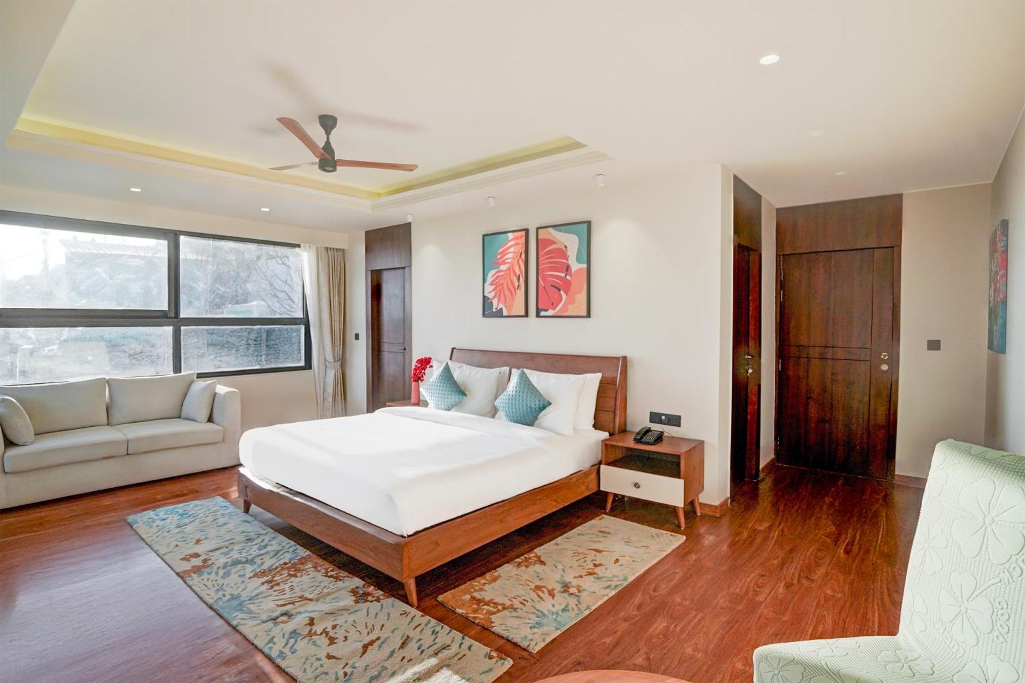 Sunday Premium 5 Bhk Kufri,