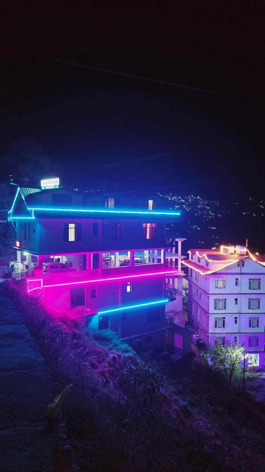 Apartment Aagaman Woods