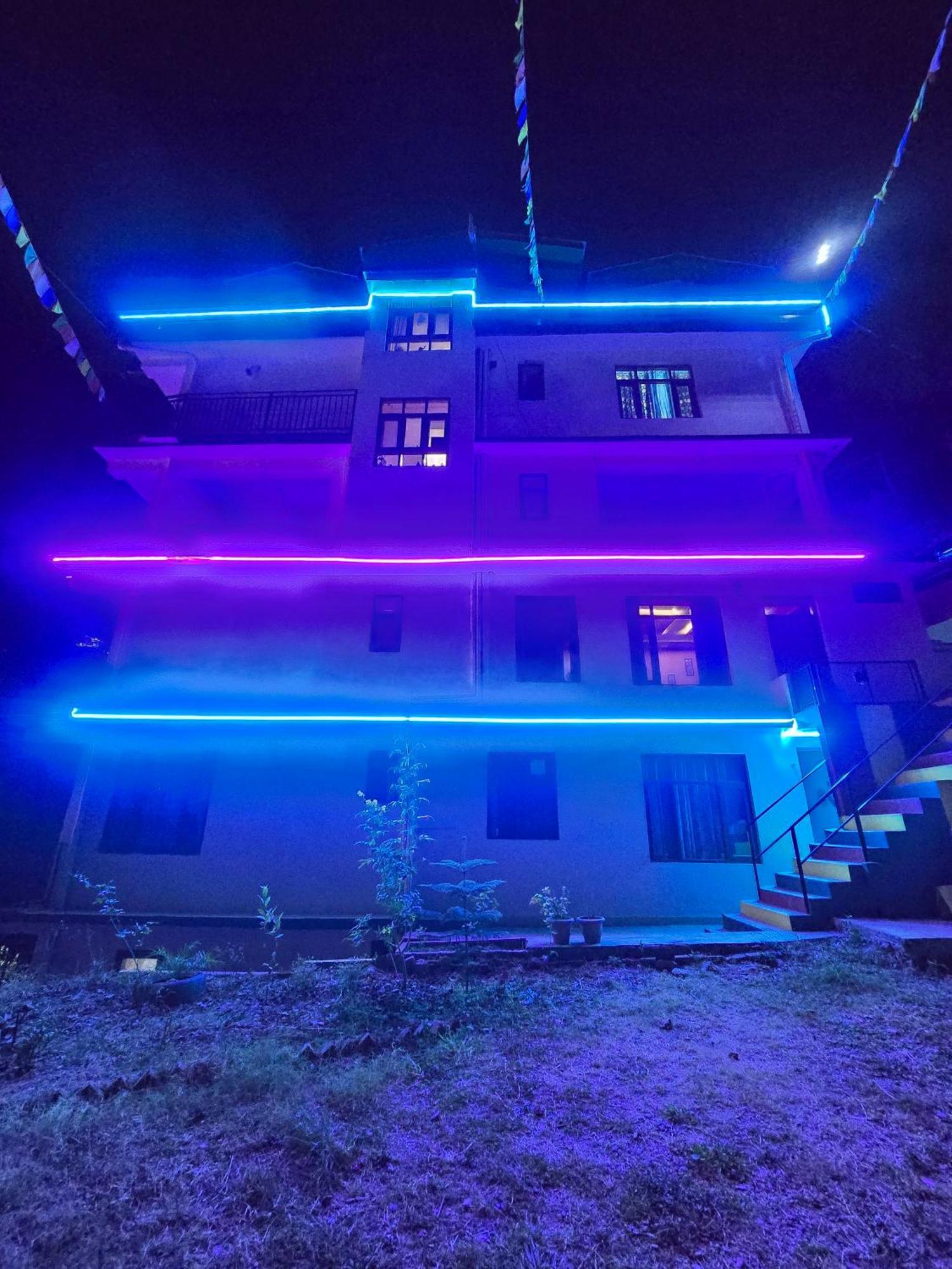 Aagaman Woods Apartment *
