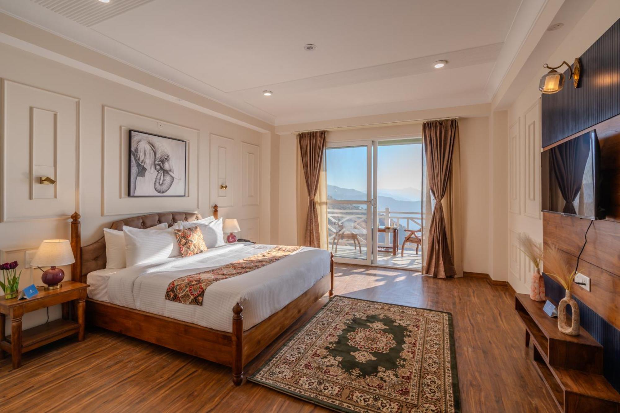 Saffronstays Alpine Blue-6 Bhk With Private Deck And Valley Views From Each *