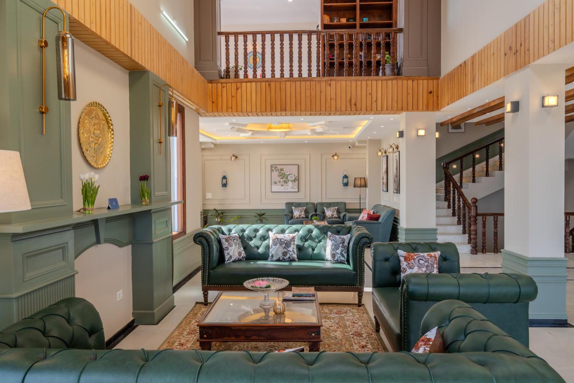 Saffronstays Alpine Blue-6 Bhk With Private Deck And Valley Views From Each