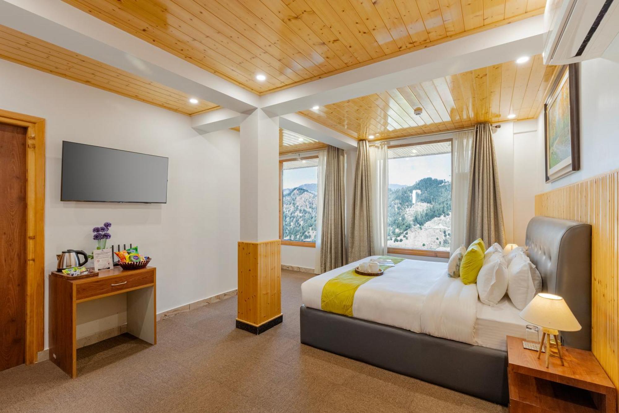 Alaya Lafu House Hearth With Hill Views Holiday home Shimla