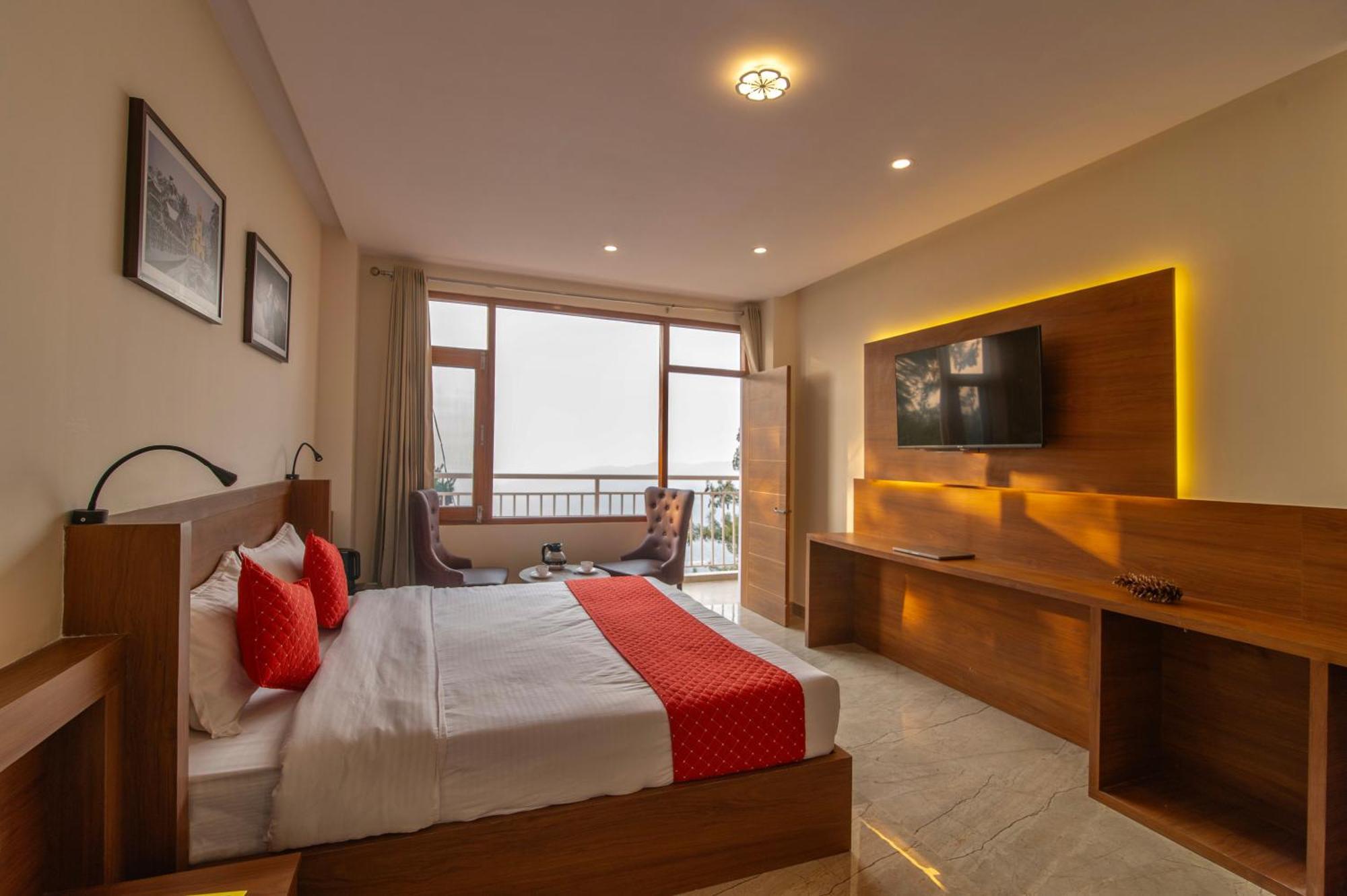 Hillside 3*