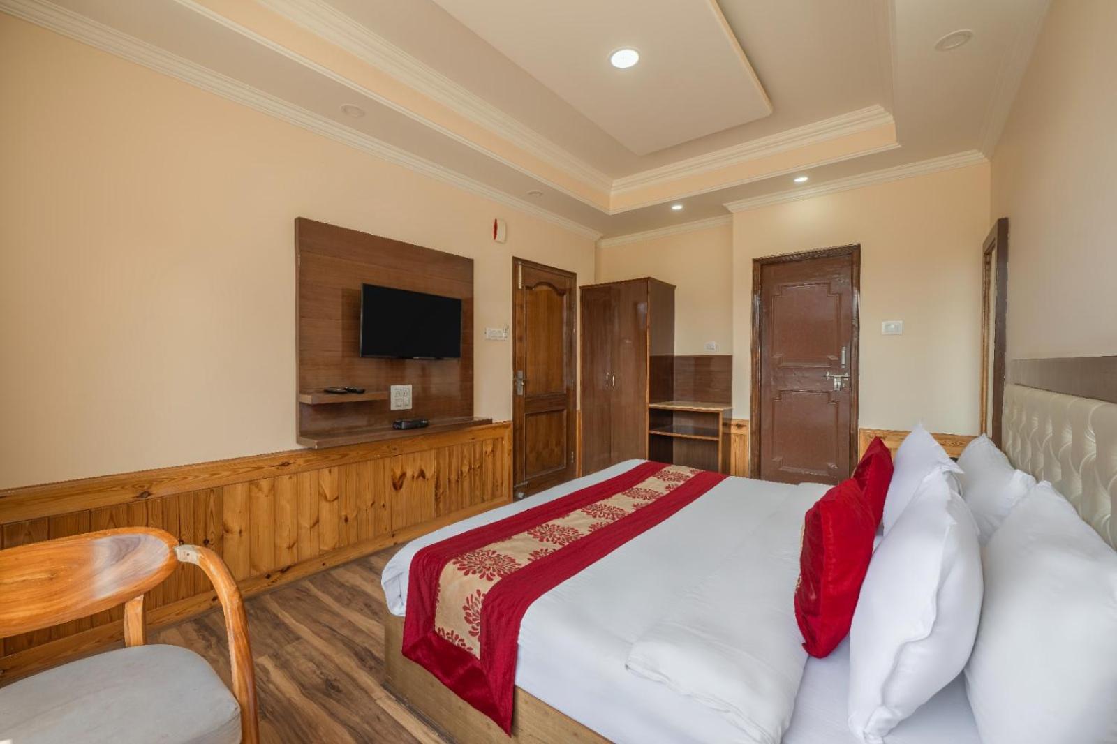 Charming Hills By Him Haults Hospitality 3*