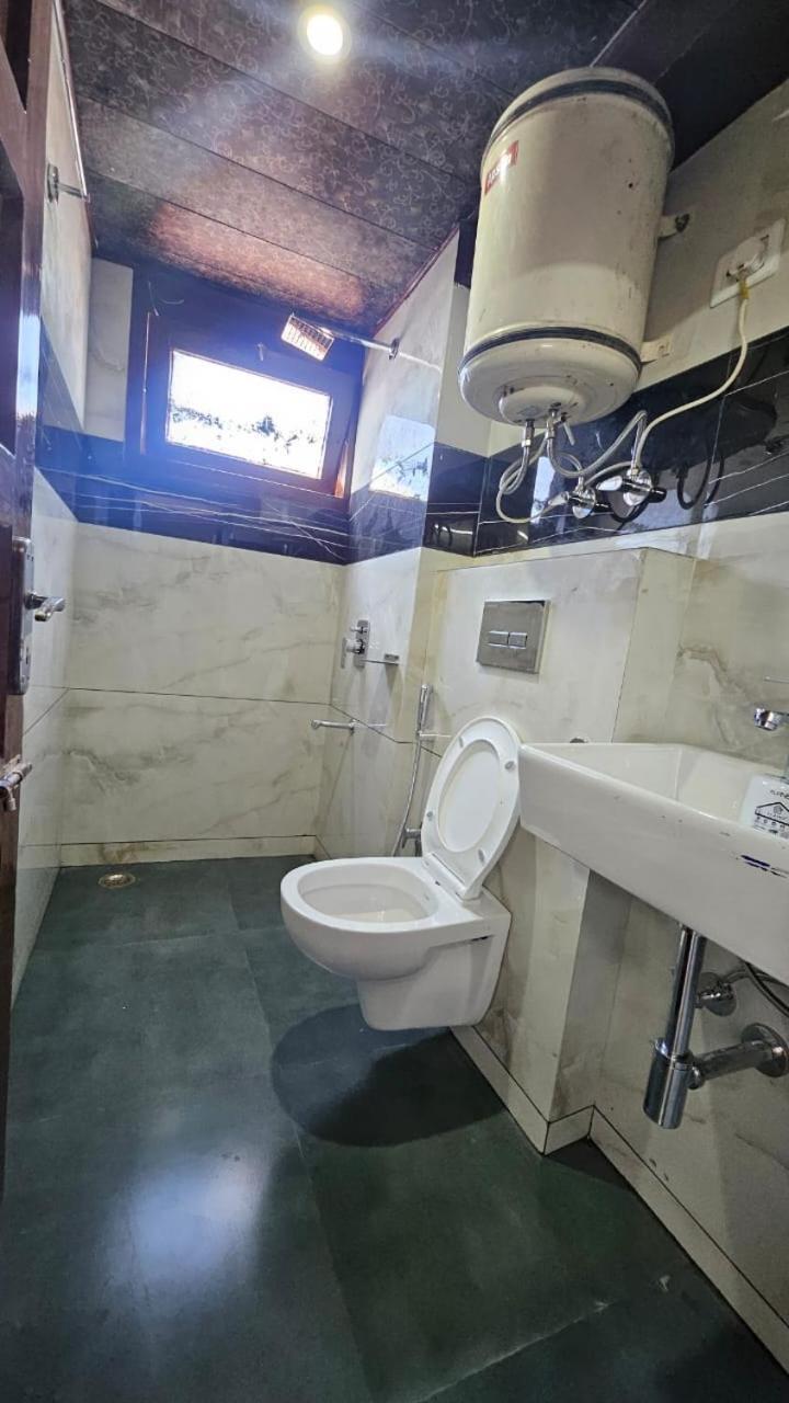 The New Pankaj-newly Renovated-near Mall Road- Free Pickup From Railway Station Hotel 2*
