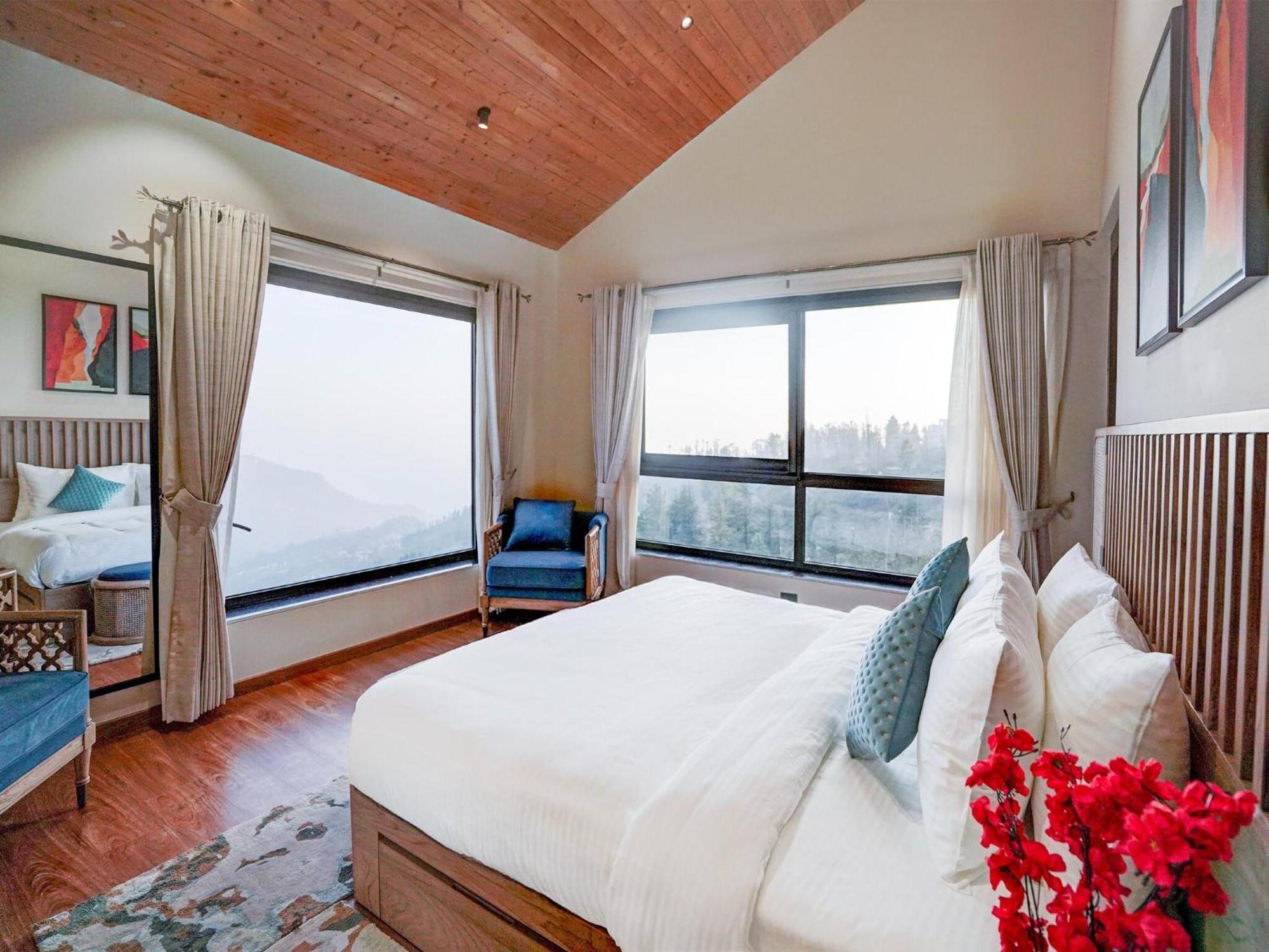 Sunday Premium 5 Bhk Mihika, * Shimla