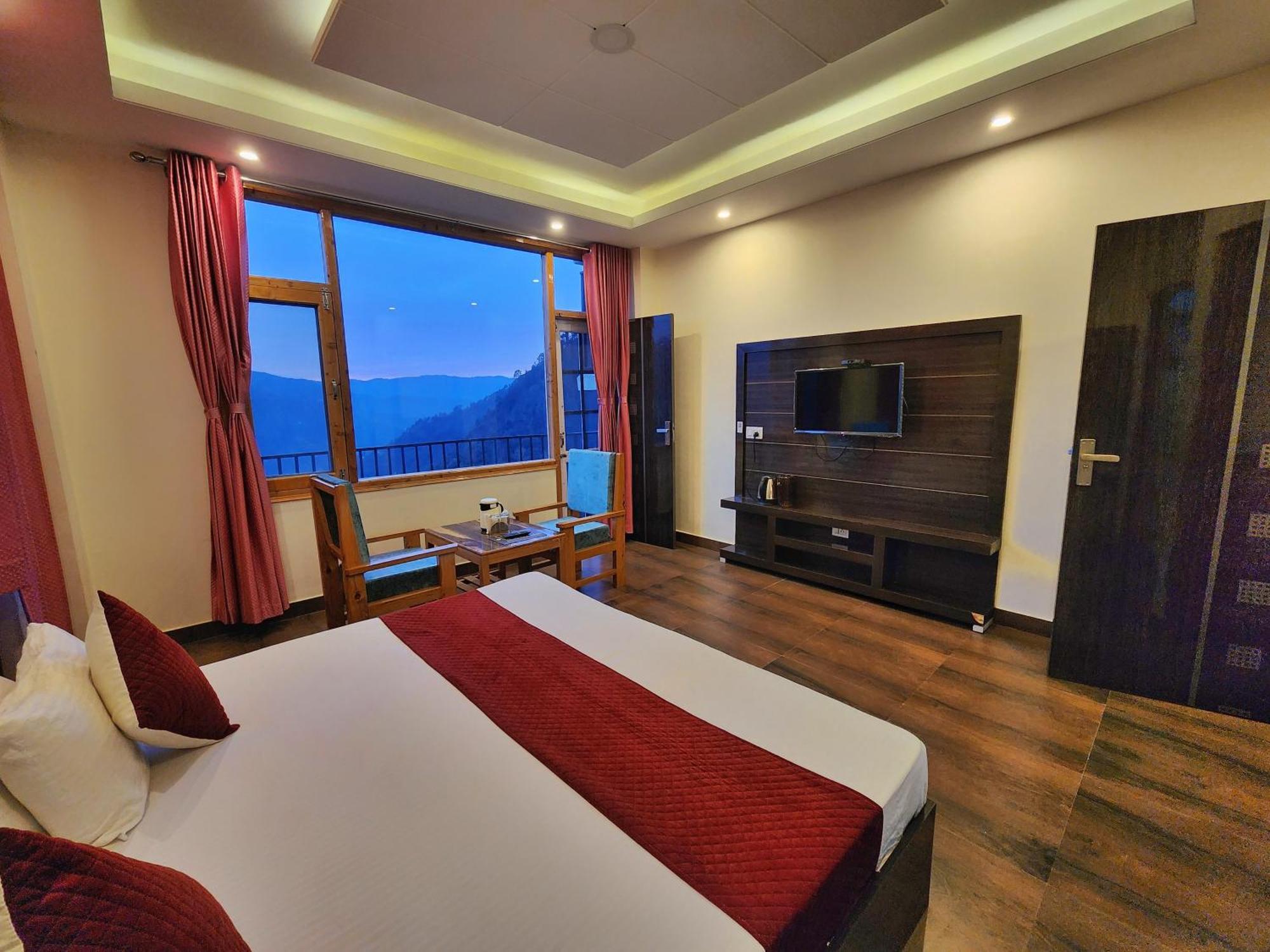 Royal Cedar Retreat Shimla
