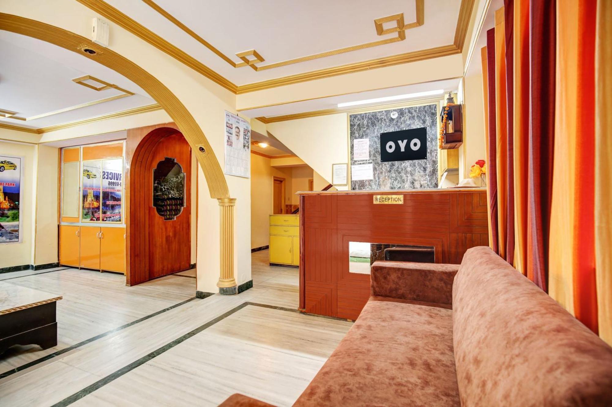 Hotel O Basera 4*