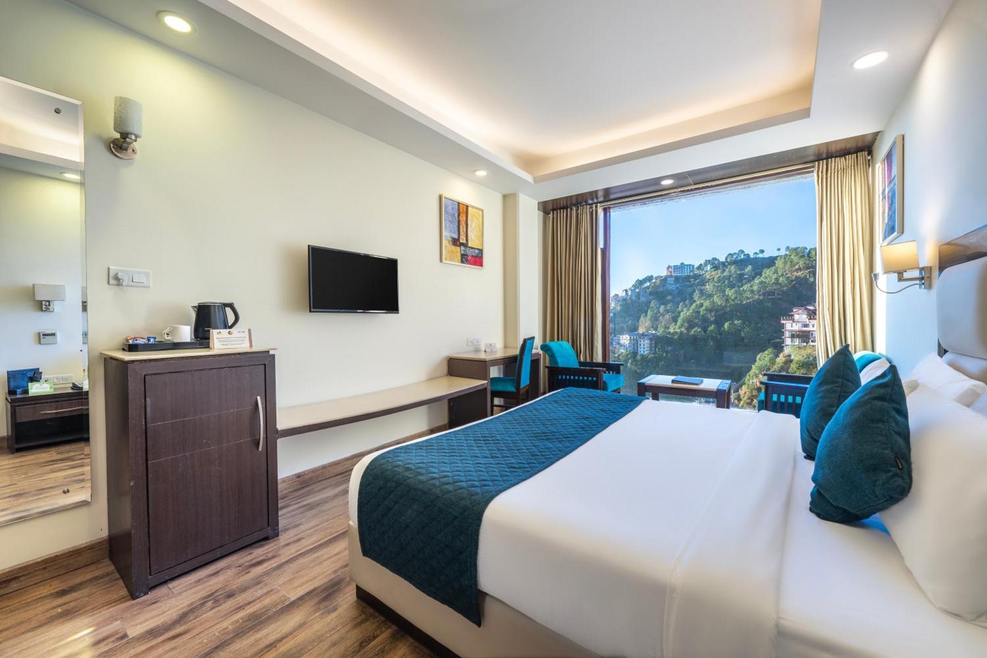 Snow Valley Hotel 4*