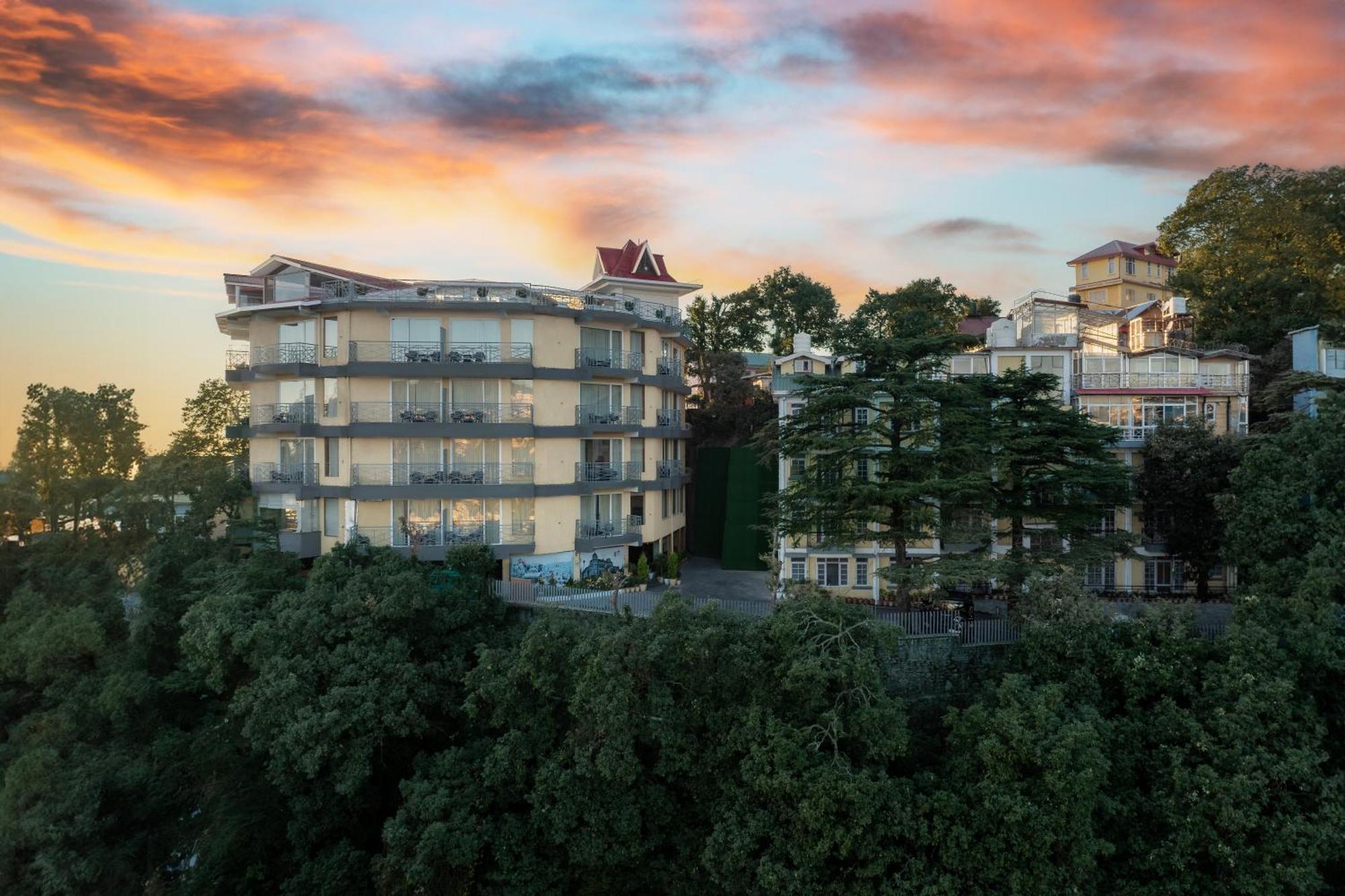 Snow Valley Heights 4* Shimla