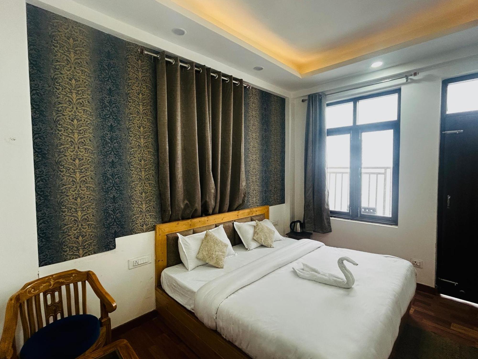 Apple Homestay *