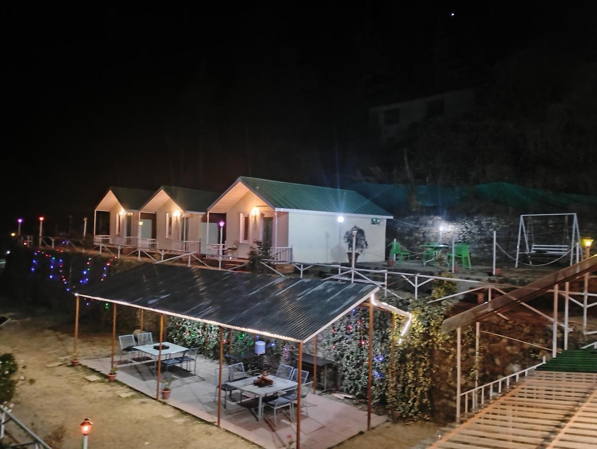 Shivpur Greens Farm stay *
