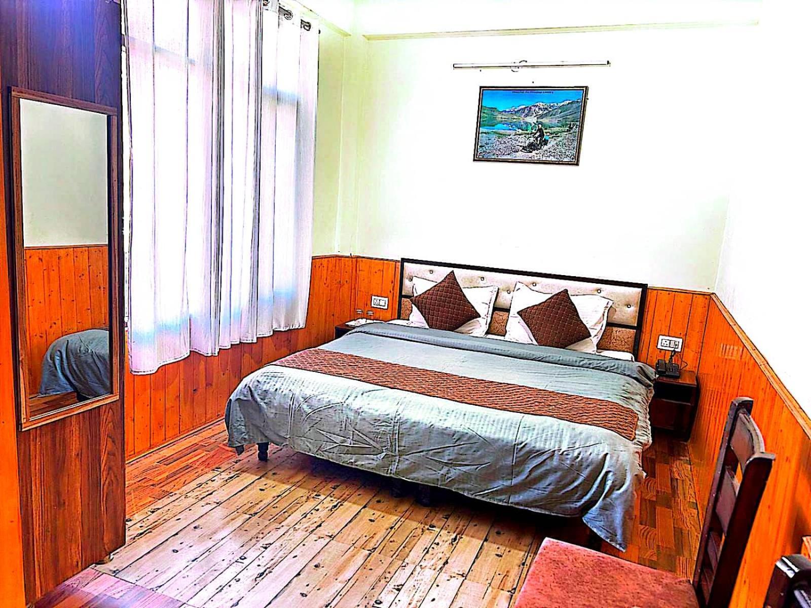 White House Bed & Breakfast