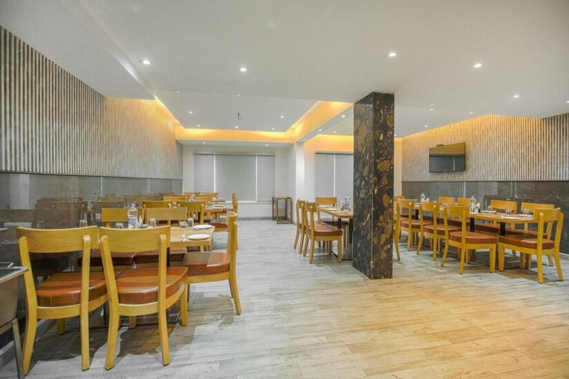 Hotel Aangan Premium 3*