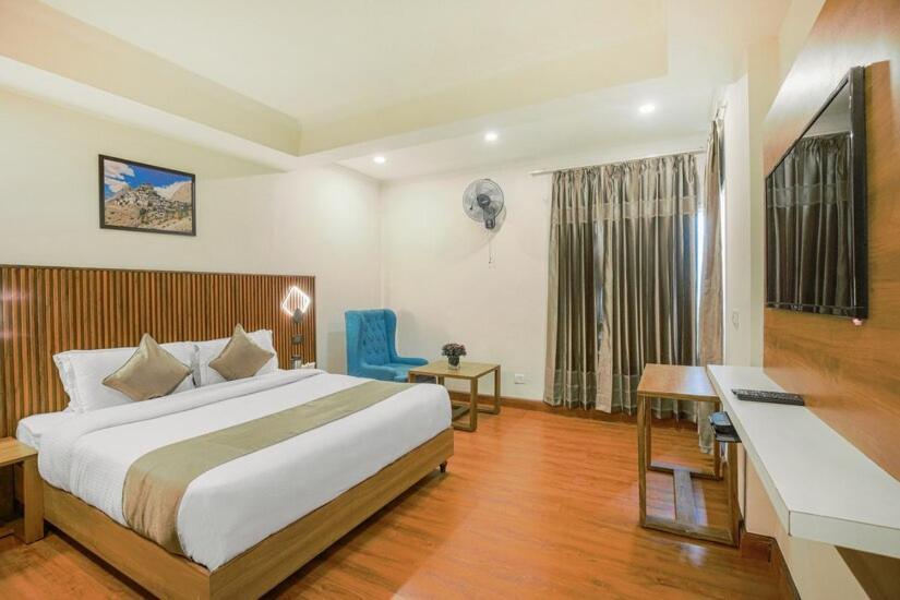 Aangan Premium 3*