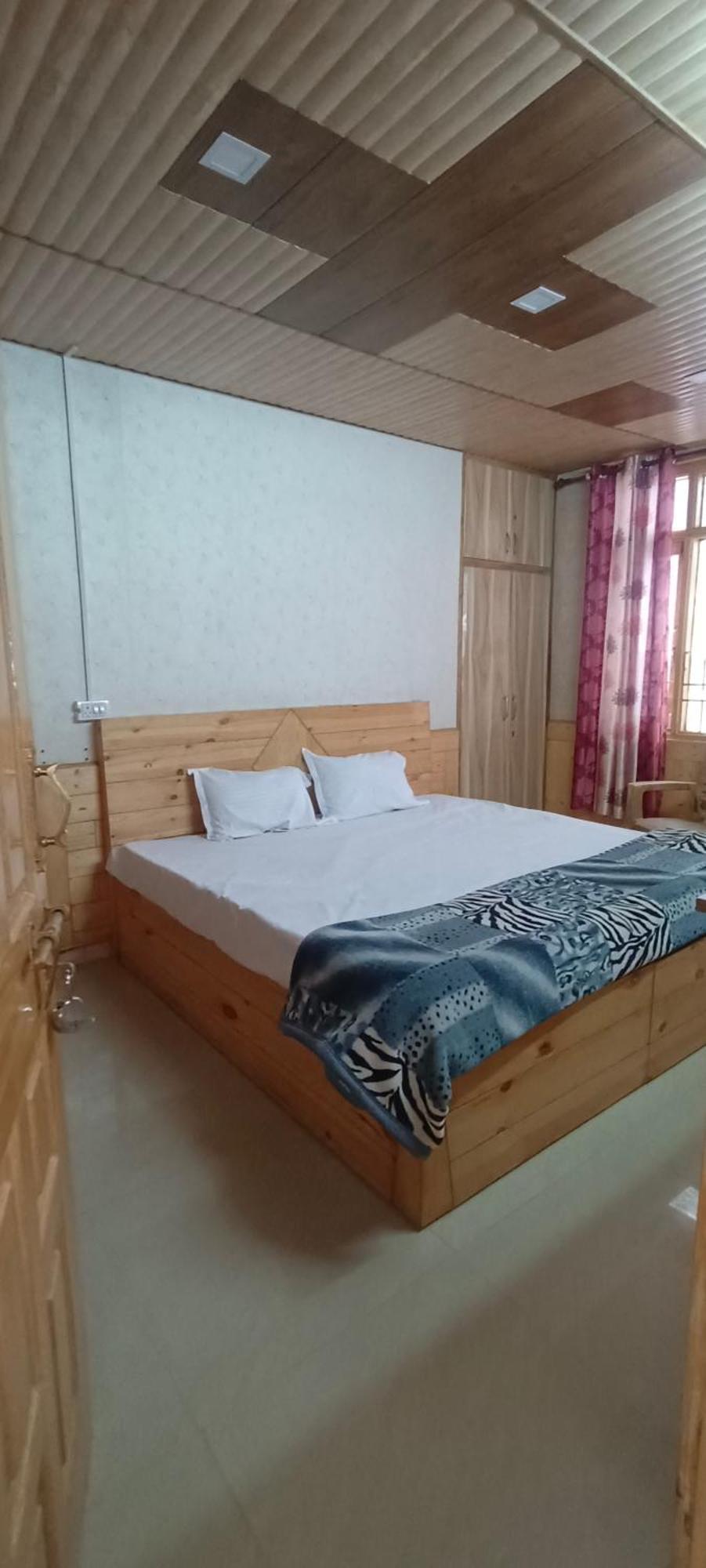 The Woods Homestay Homestay Shimla