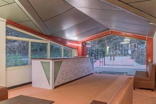 Alps Sunshine Regency !! Ample Private Parking Space ! Restaurant ! Located On Main Highway Shimla