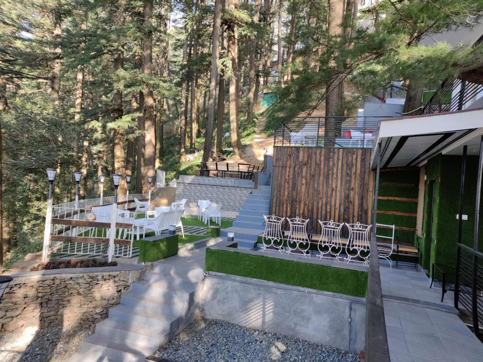 Bed & Breakfast The Jakhoo Crest *