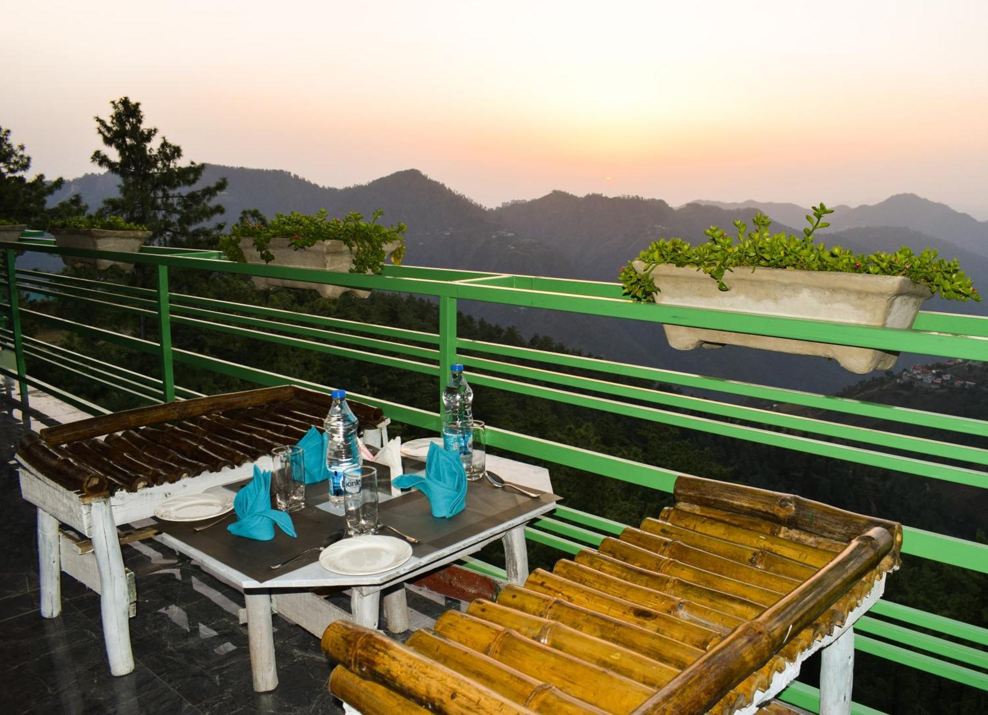 Hotel Valley View Mashobra - For Vacations 3*