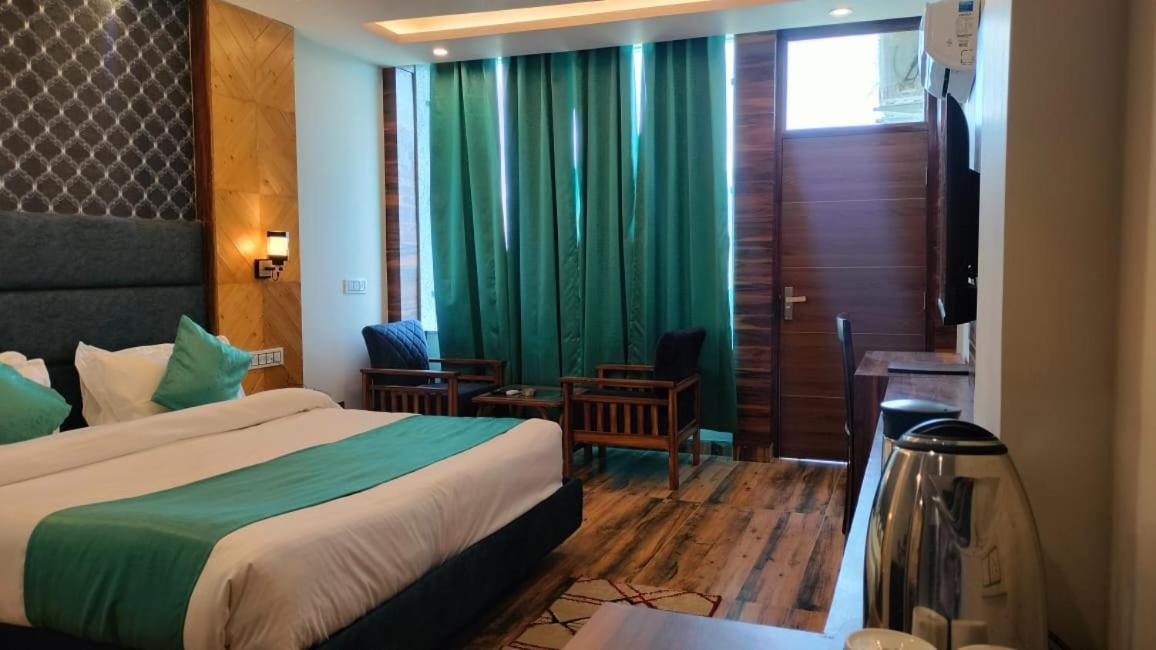 Manaw Valley Hotel Shimla