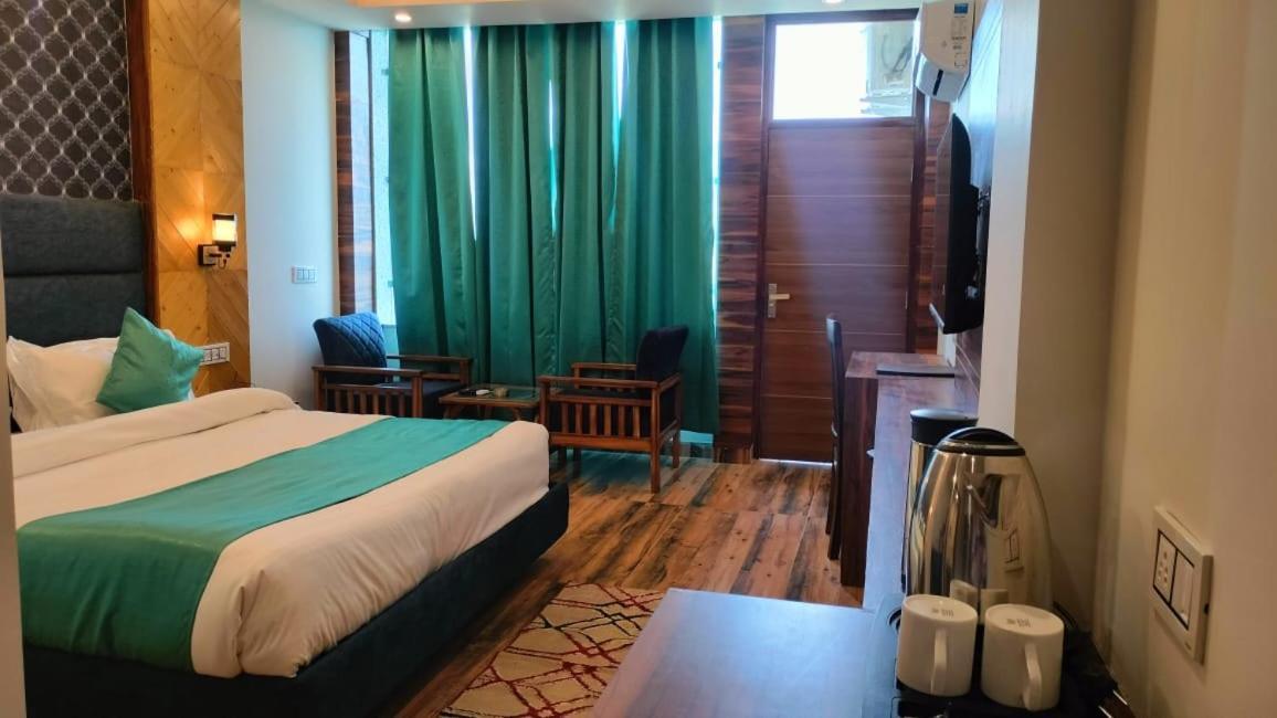 Manaw Valley 4*