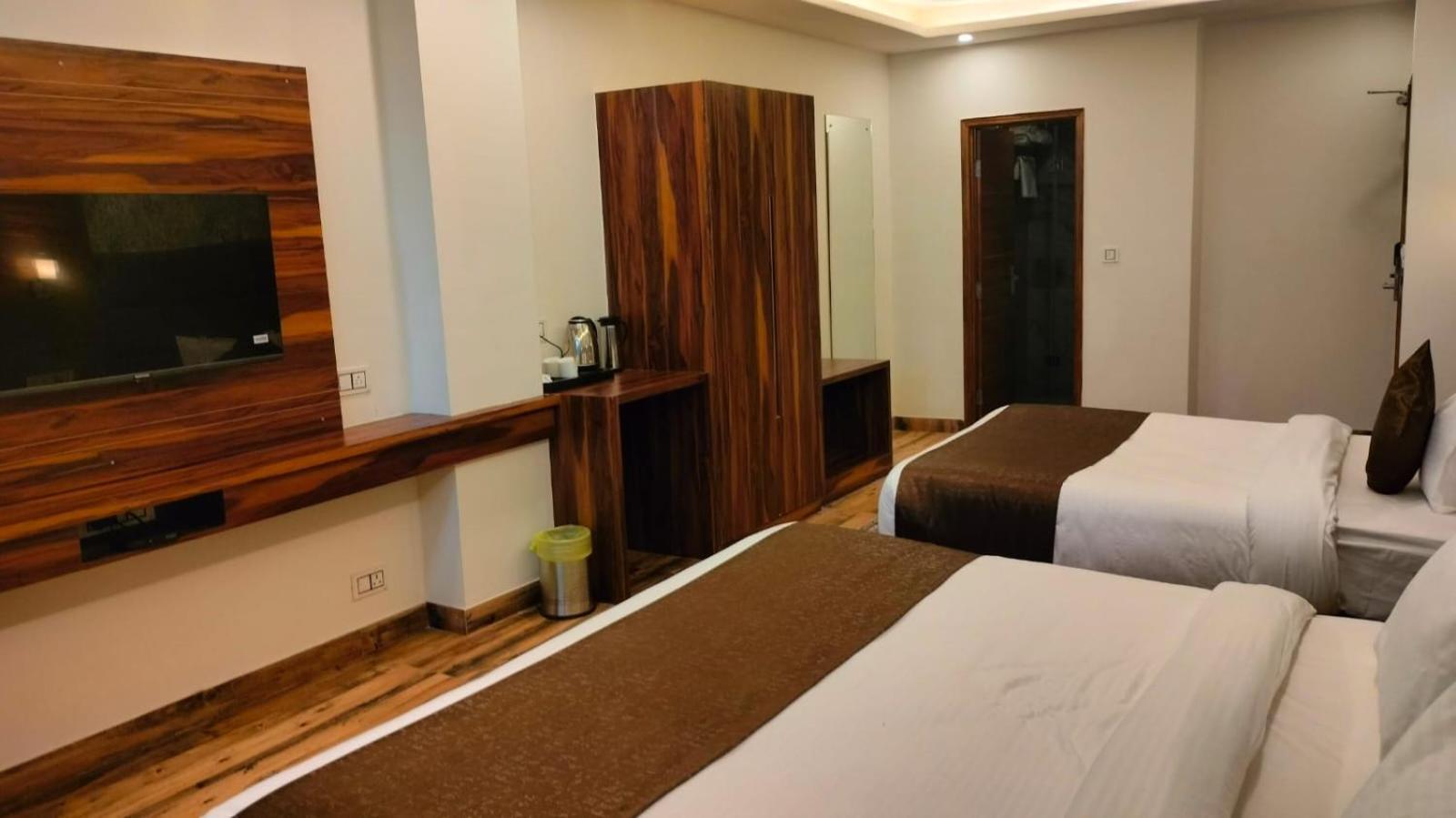 Manaw Valley Hotel Shimla