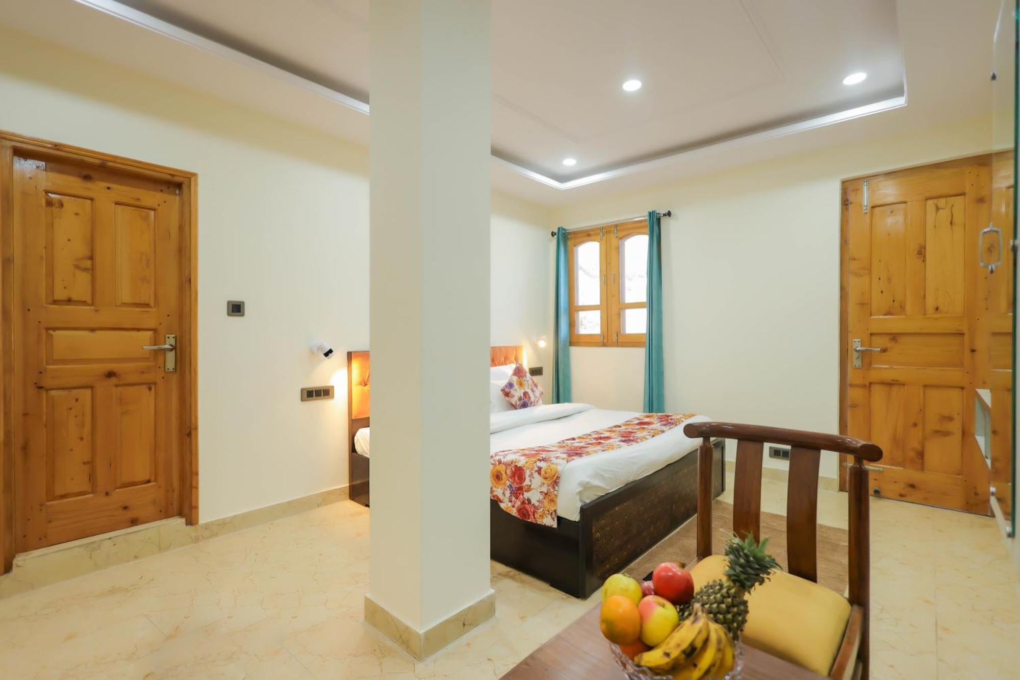 Hotel Mystic Hills Retreat *