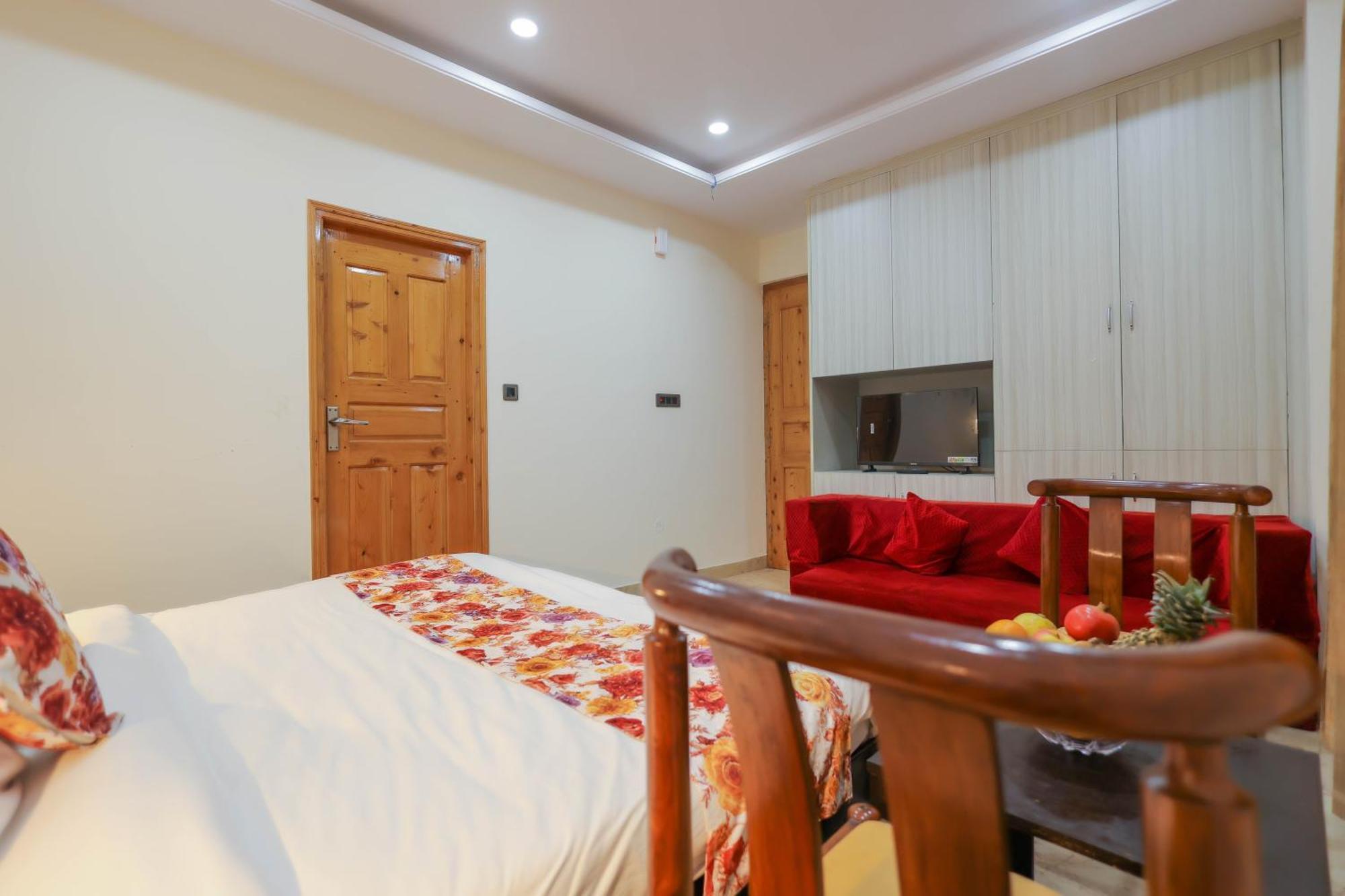 Hotel Mystic Hills Retreat *