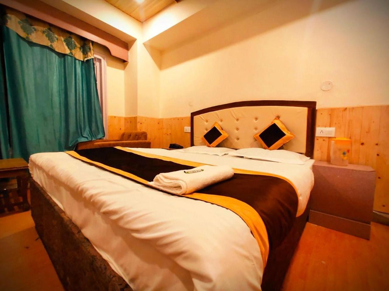 Shorya Regency Near Mall Road Shimla