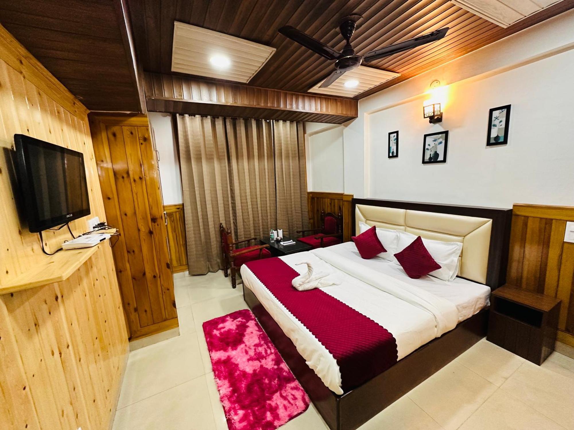Avalanche Hotel