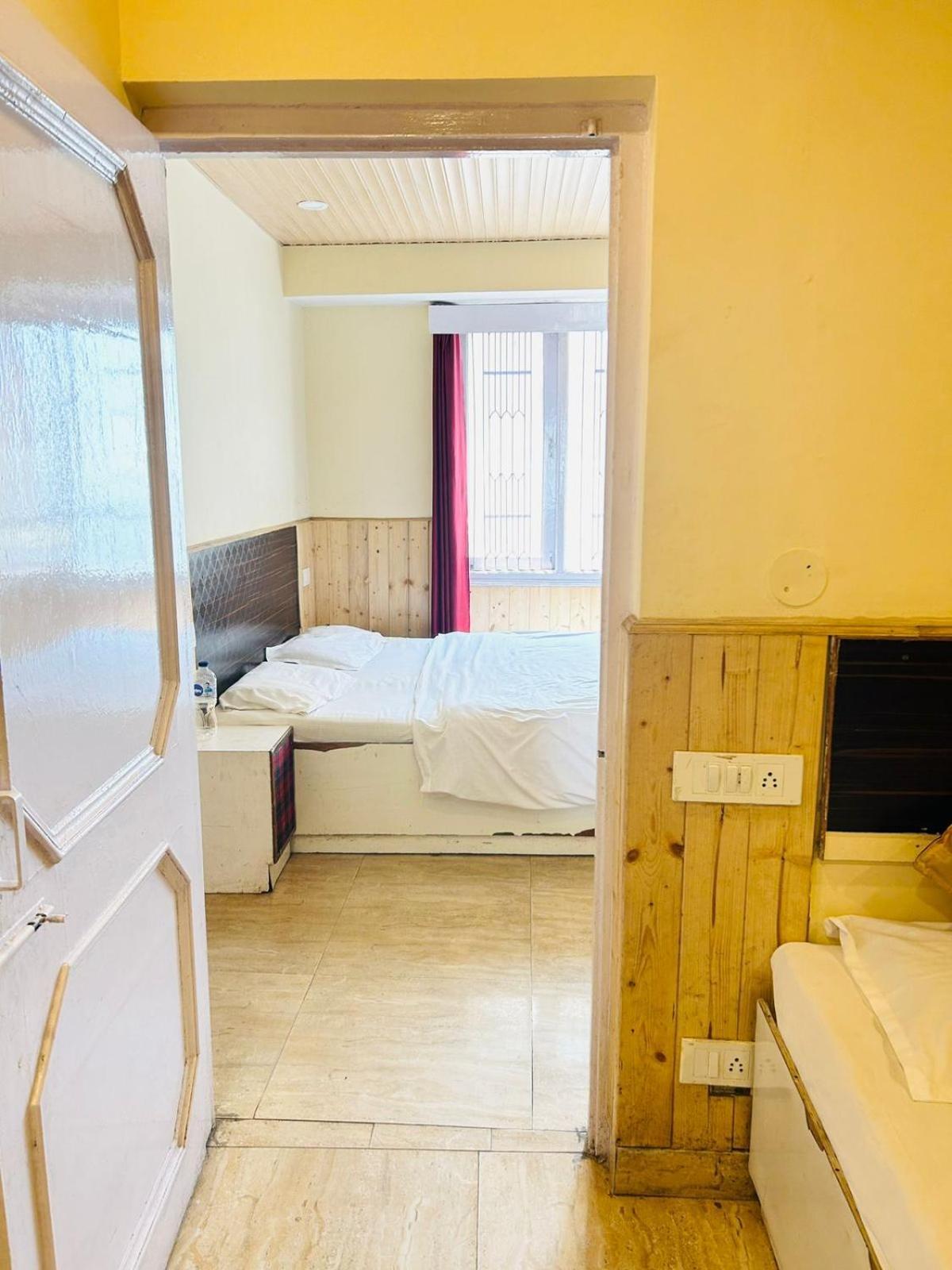 Hotel Shorya Regency Near Mall Road