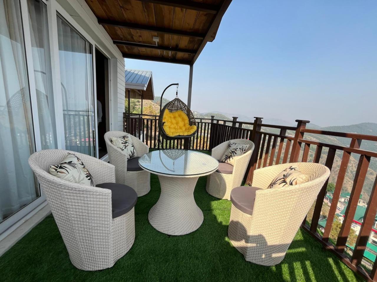 Wood Winds - A Valley View Hotel