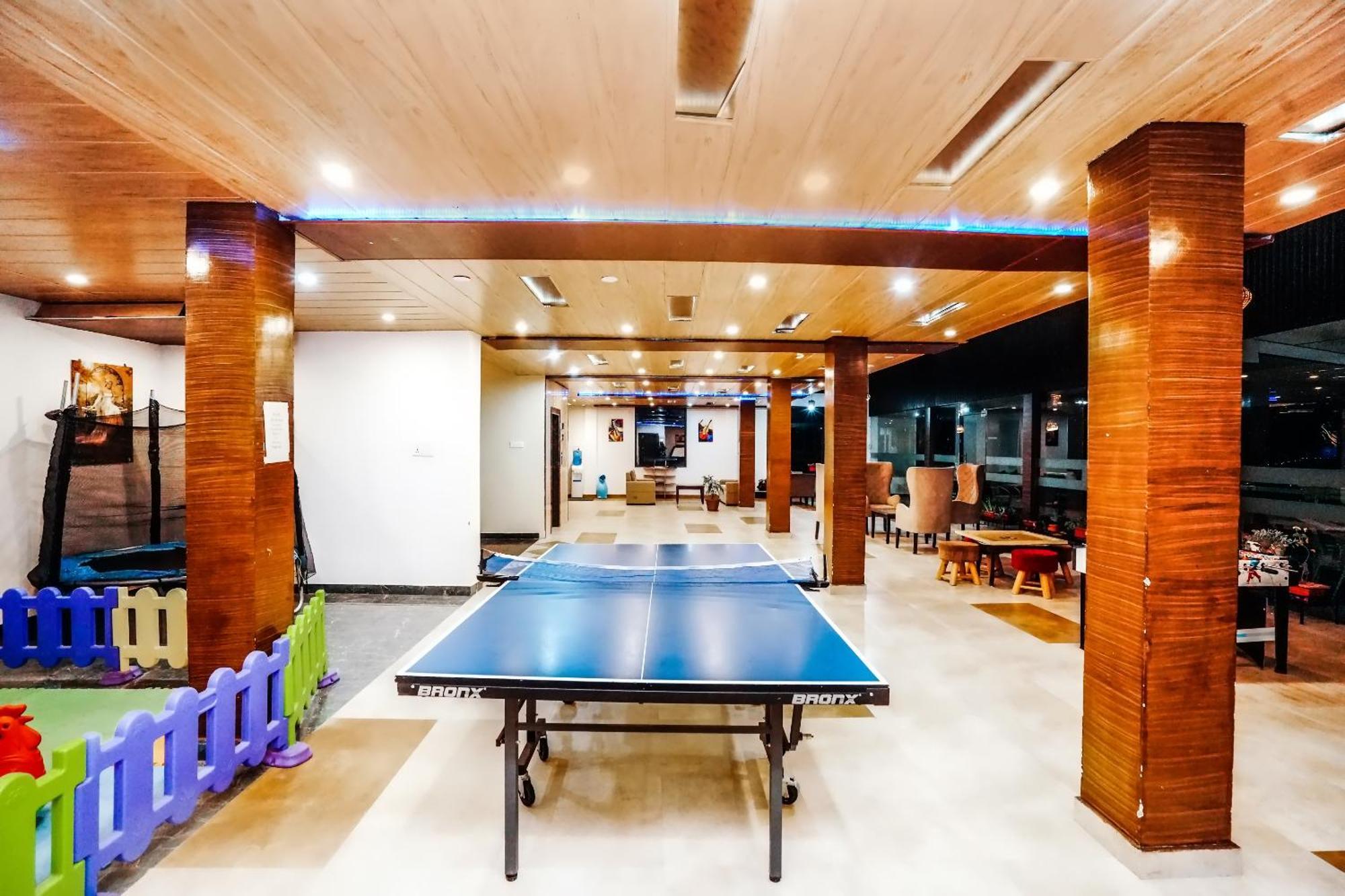 Nature Valley View Mashobra !! Luxury Choice !! Gaming Zone !! Open Terrace !! Big Parking 4* Shimla