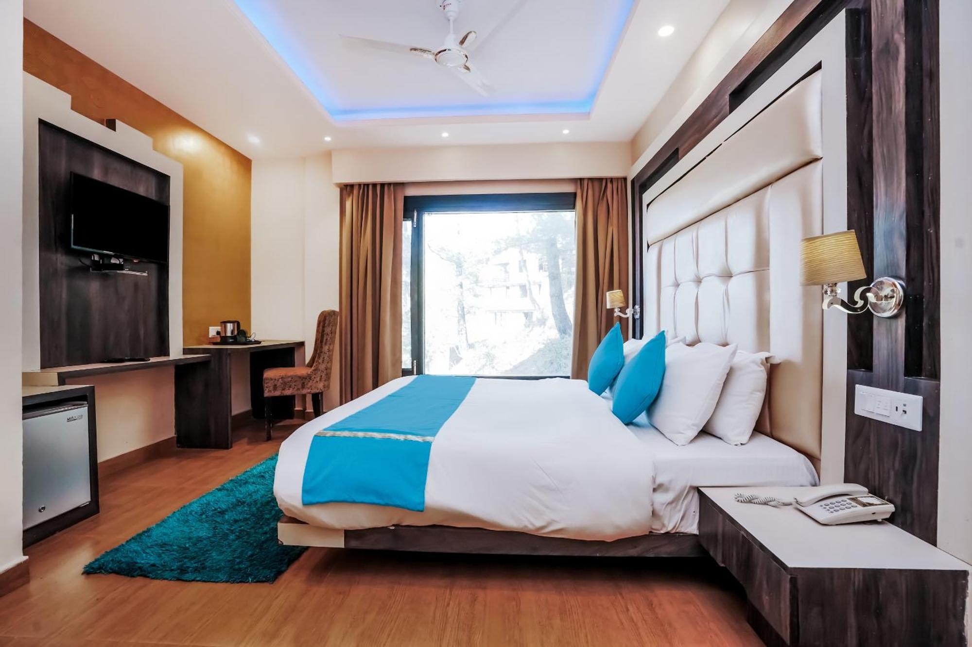 Nature Valley View Mashobra !! Luxury Choice !! Gaming Zone !! Open Terrace !! Big Parking