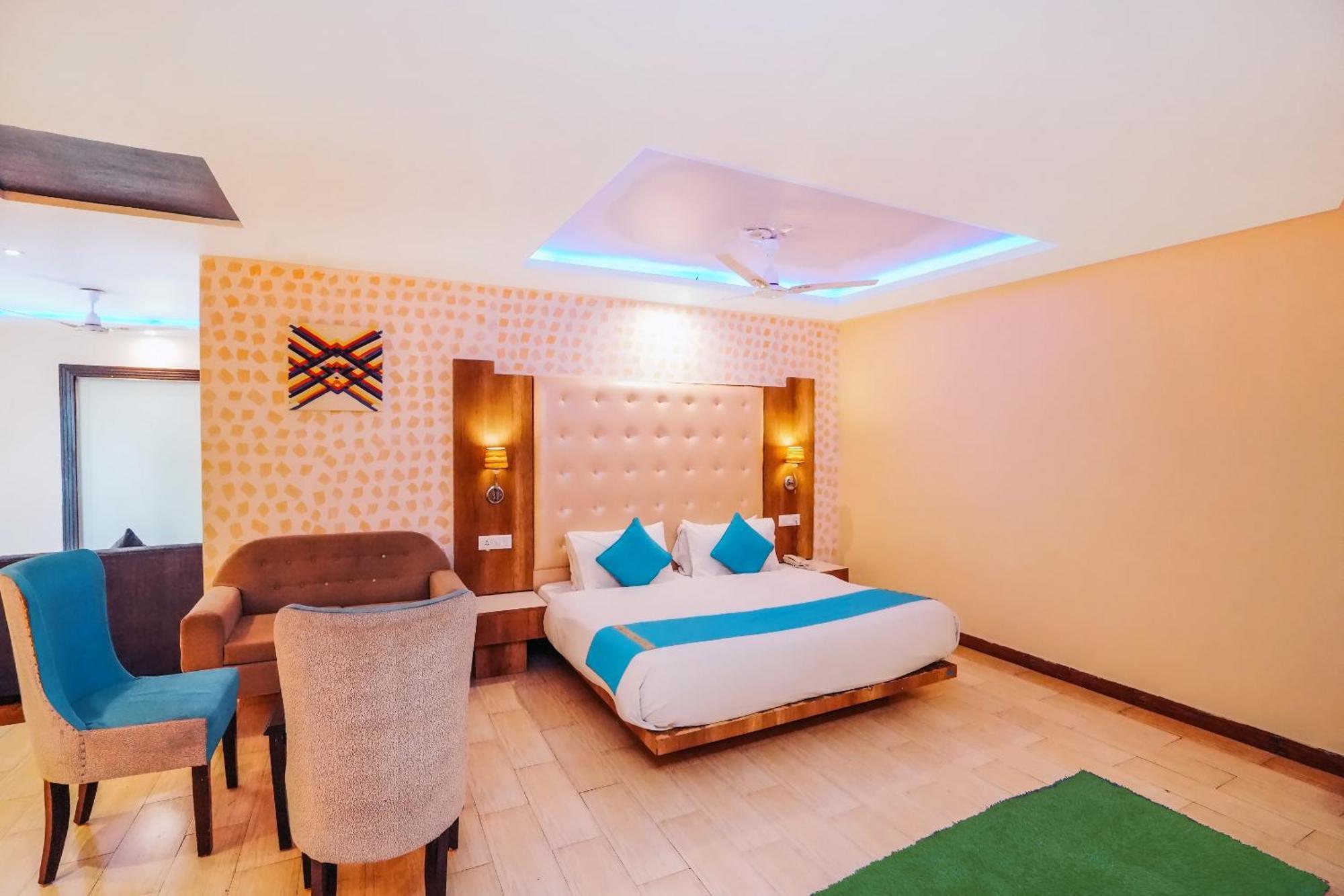 Nature Valley View Mashobra !! Luxury Choice !! Gaming Zone !! Open Terrace !! Big Parking Hotel Shimla