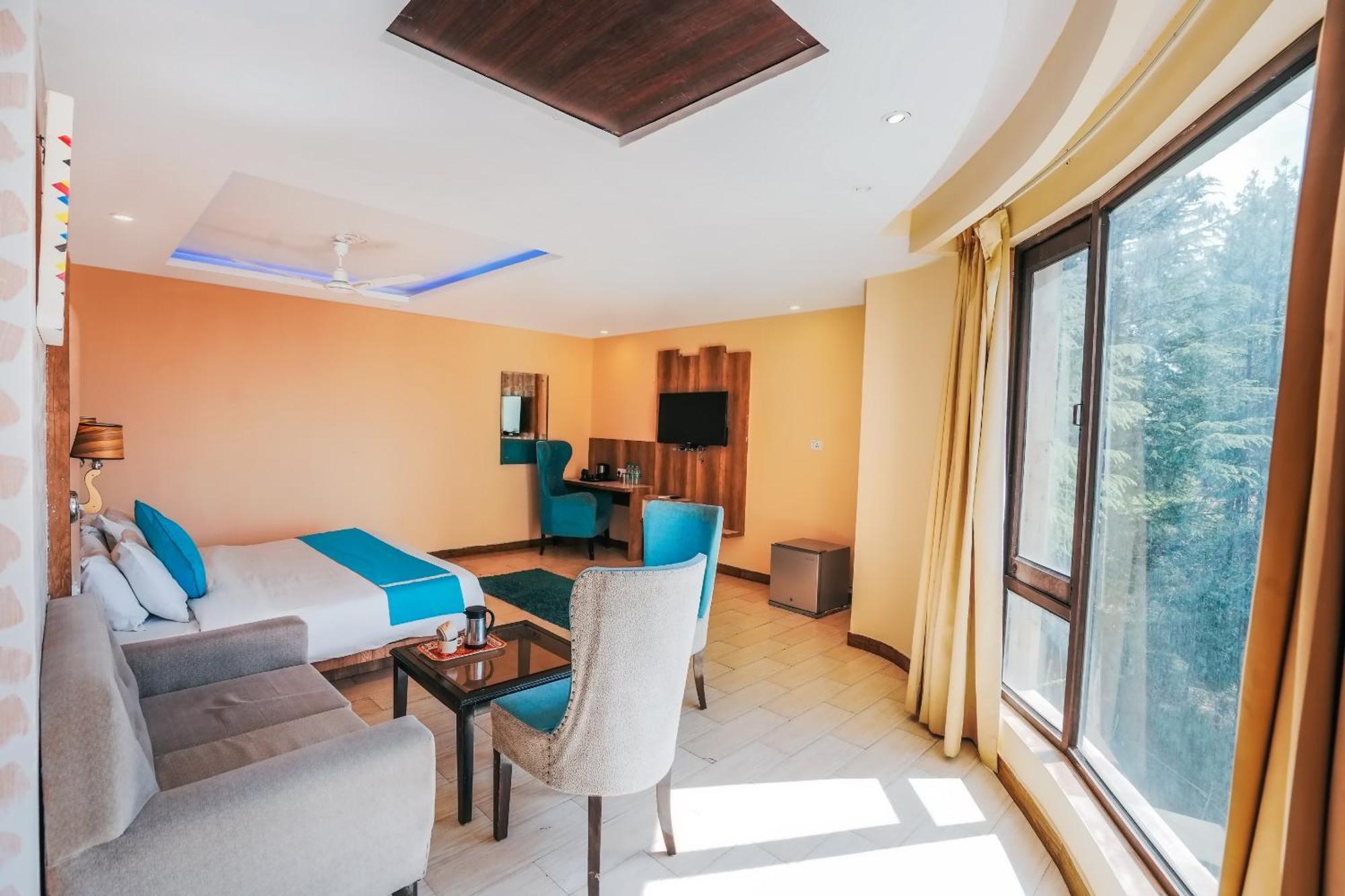 Hotel Nature Valley View Mashobra !! Luxury Choice !! Gaming Zone !! Open Terrace !! Big Parking Shimla