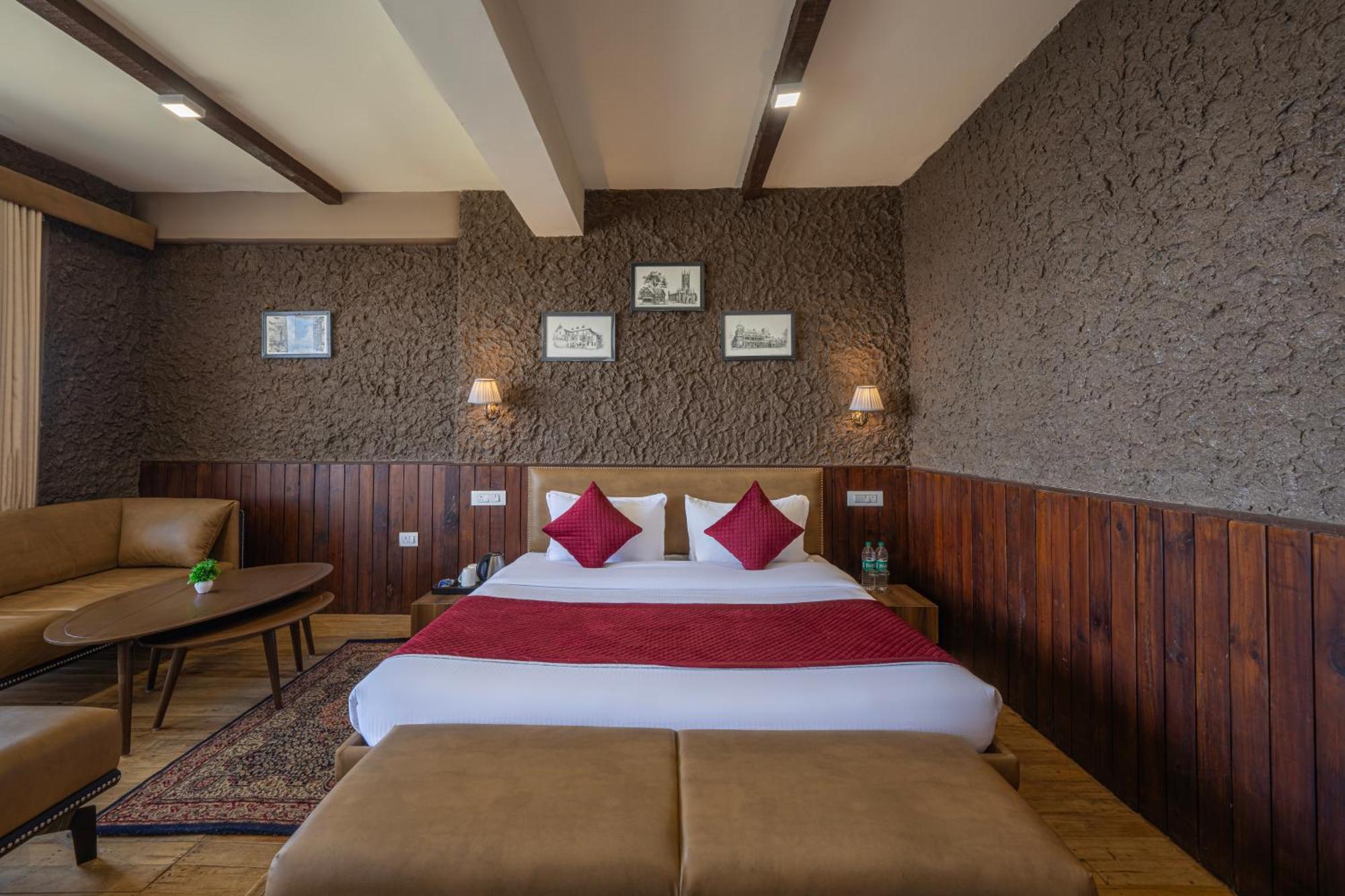 Wood Winds - A Valley View 3* Shimla