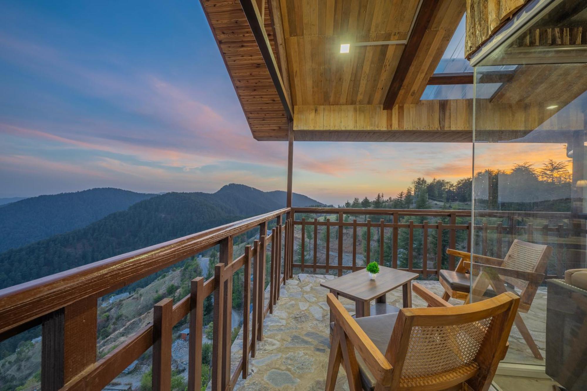 Wood Winds - A Valley View 3* Shimla
