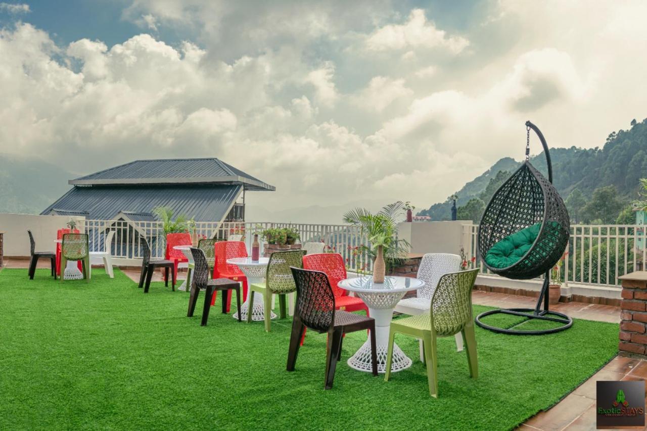 The Countryside Retreat I Vacations I Conference I Mice I Family Events I Open Air Terrace I Sky Bonfire I Kufri By Exotic 3* Shimla
