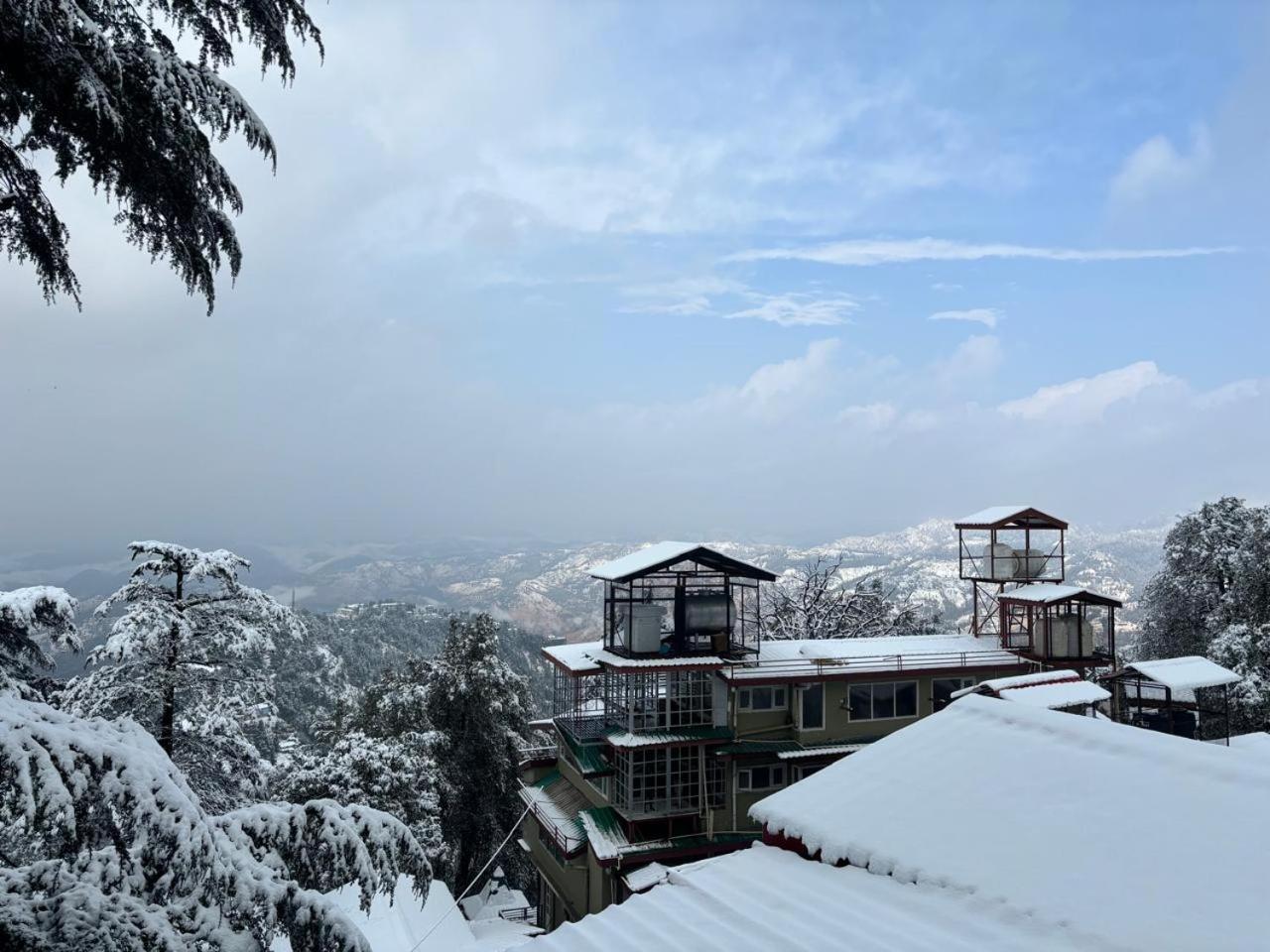 Jakhu Heights Hotel Shimla