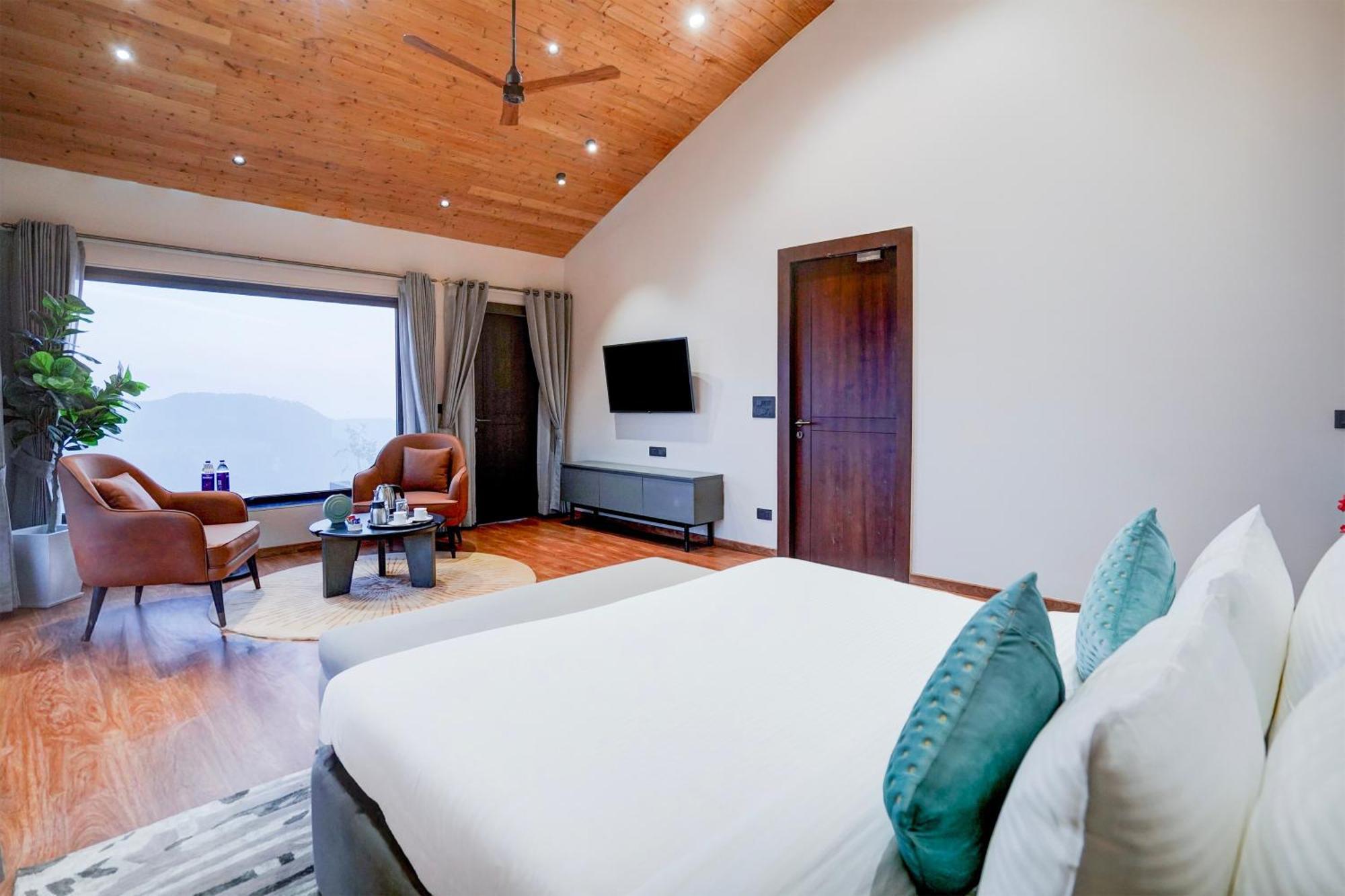 Villa Sunday Premium 5 Bhk Mihika,
