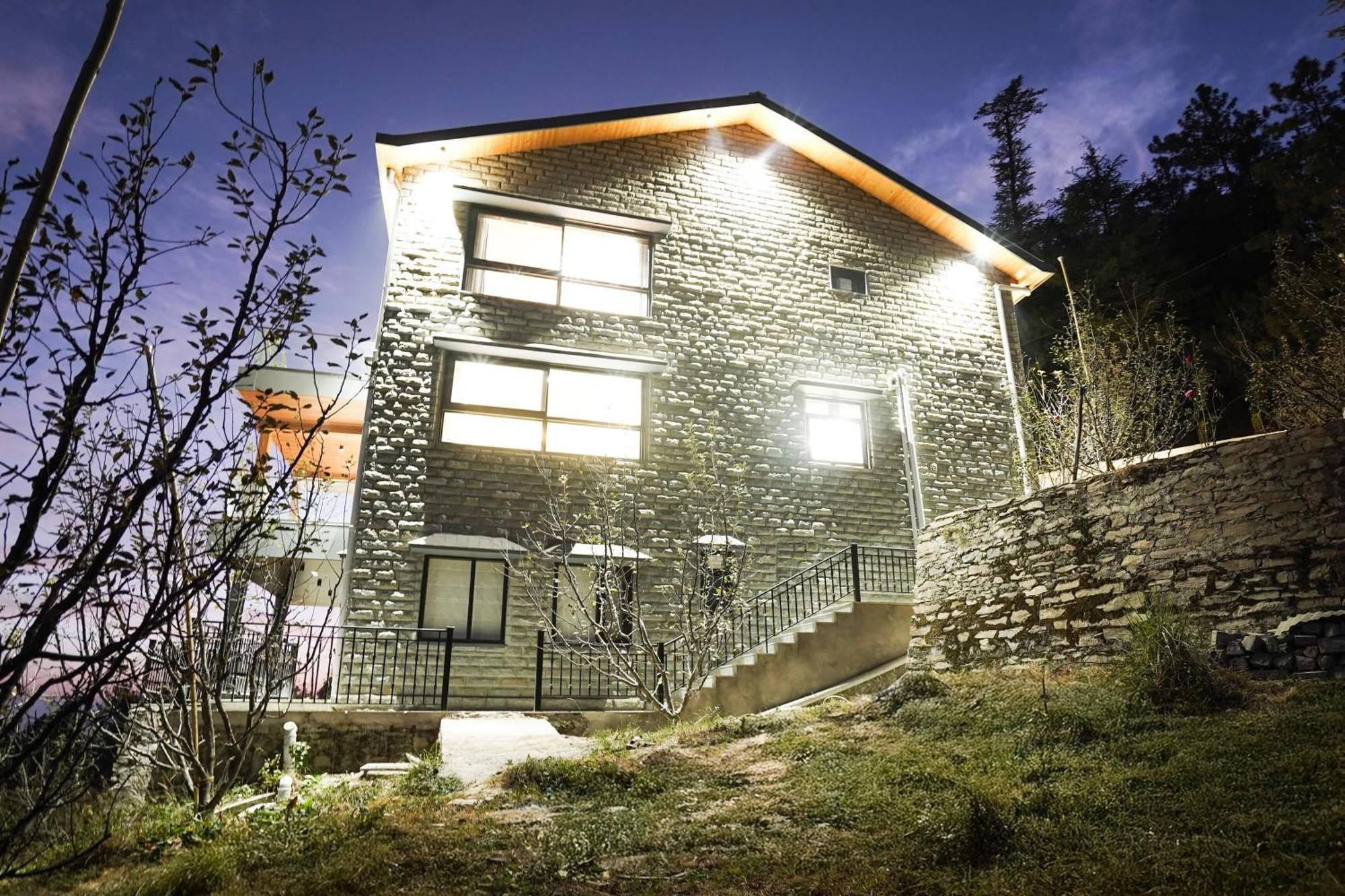Sunday Premium 5 Bhk Mihika, Villa Shimla