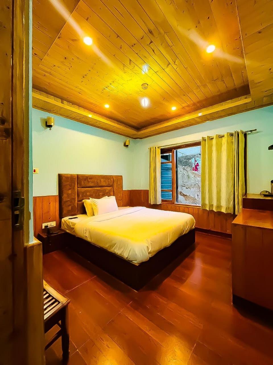 Elena Sridhi Hotel Shimla