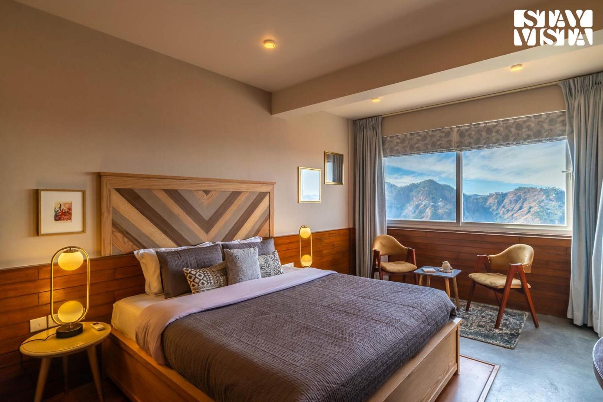 Stayvista At Pine At Elysium Estate With Bonfire Villa Shimla