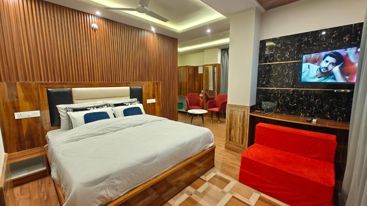 Divine Hill Hotel Shimla