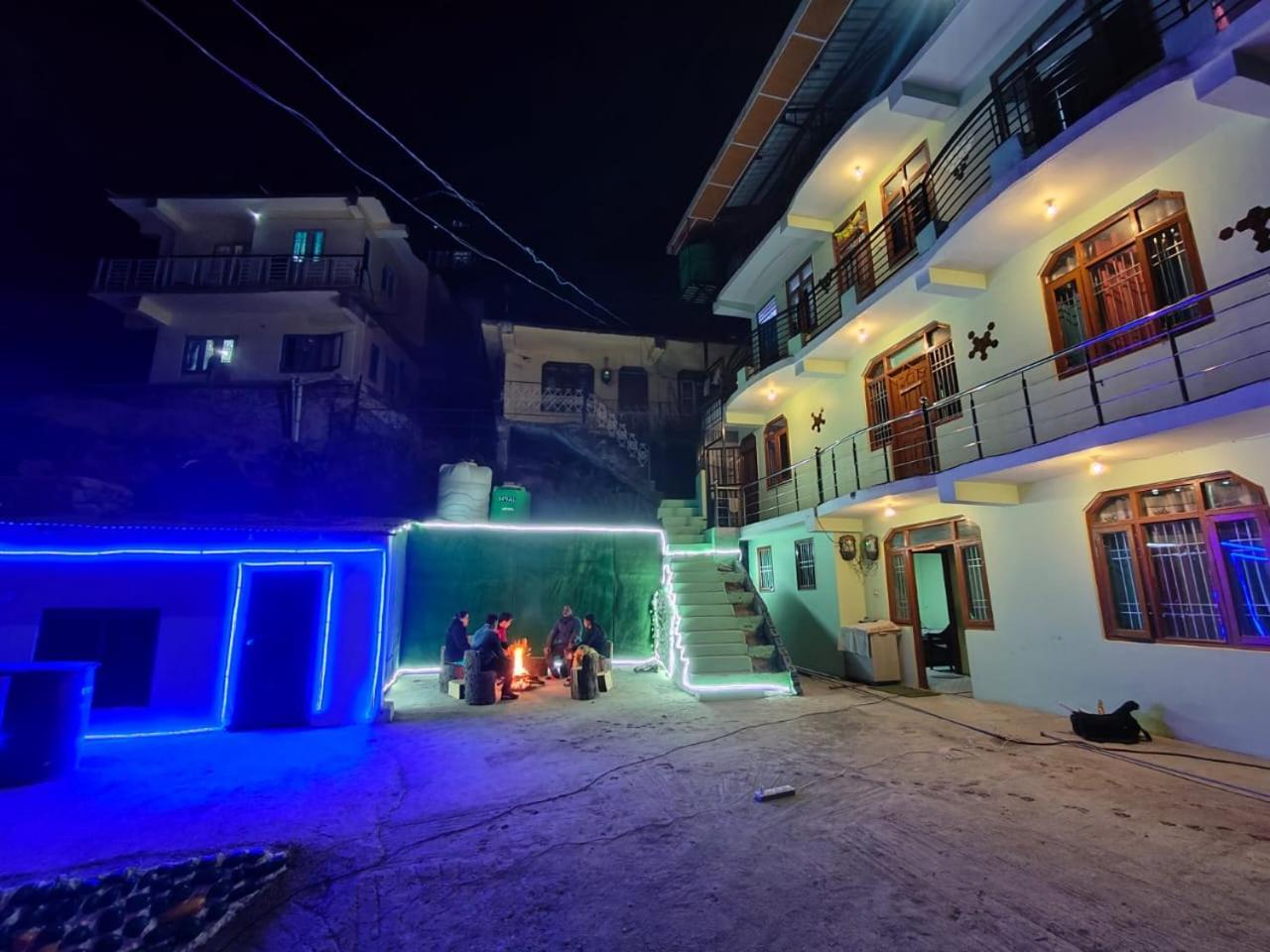 Homestay Pine View Kunal Mashobra Shimla