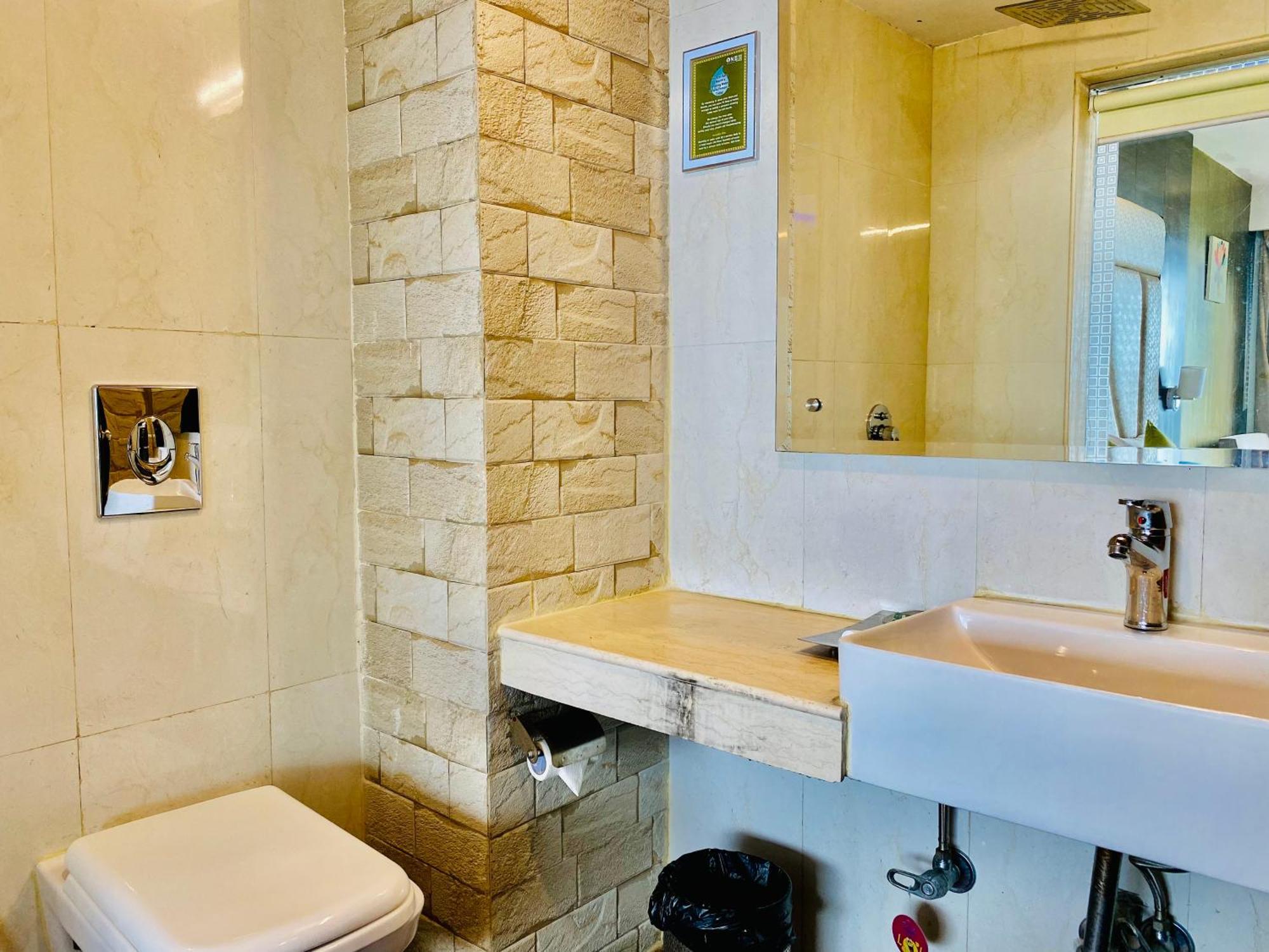 Aachman Valley Hotel