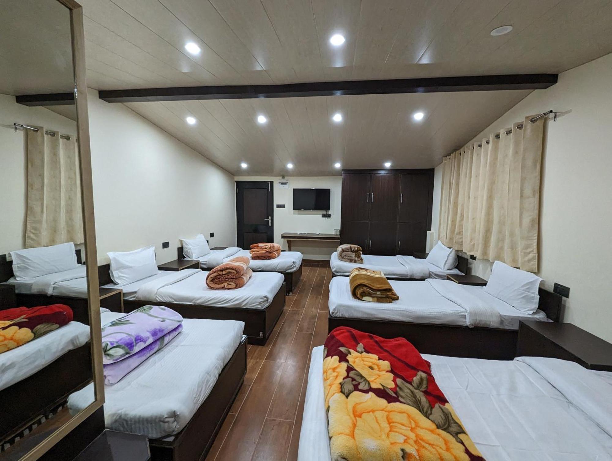 Himalayan Hideaway Bed & Breakfast Shimla