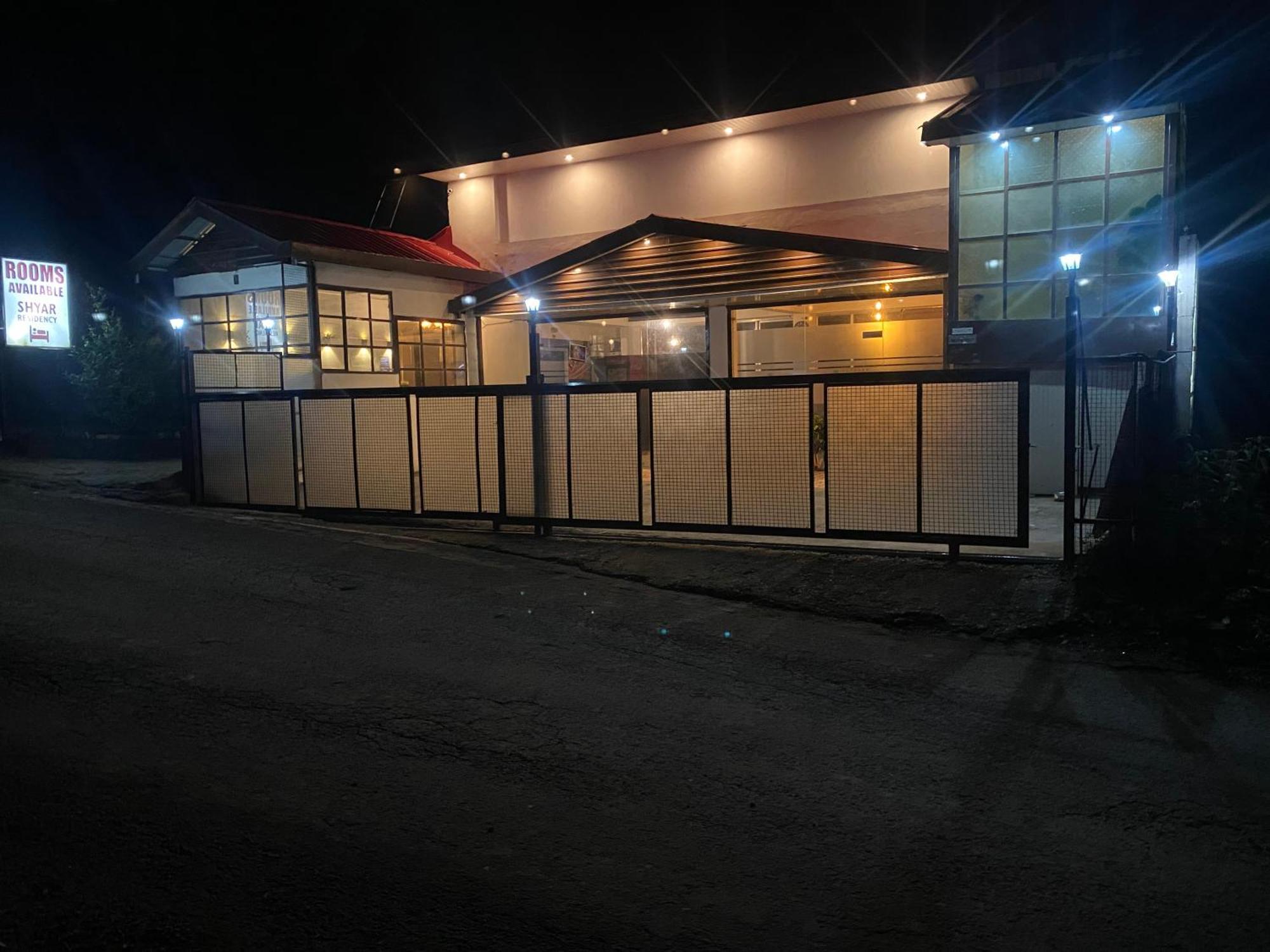 Shyar Residency Bed & Breakfast *