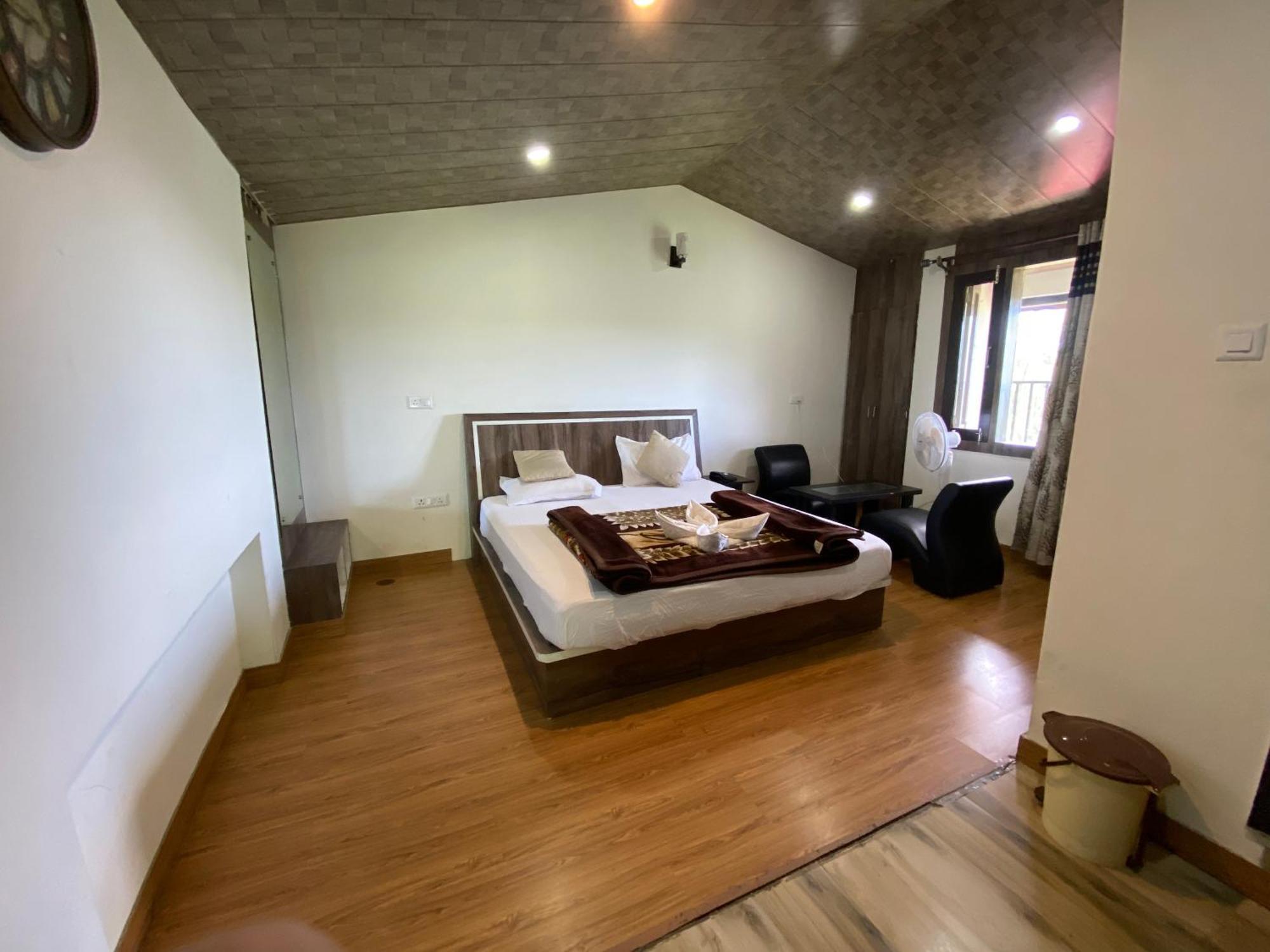 Shyar Residency Bed & Breakfast *